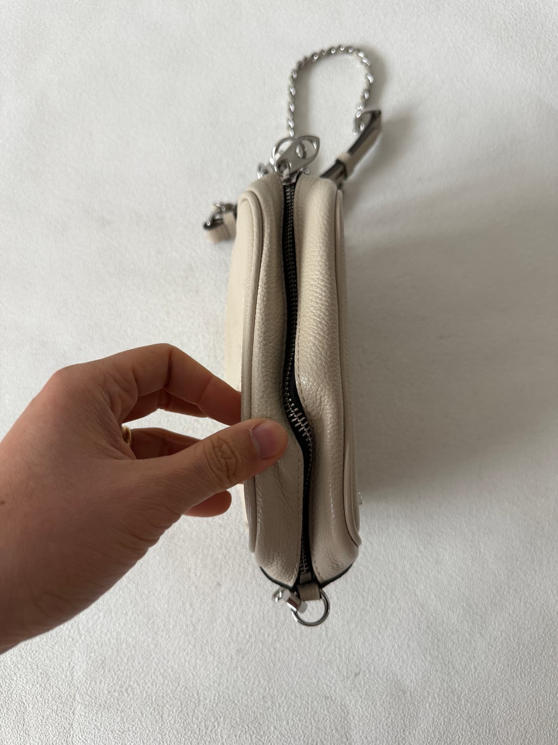 오야니(ORYANY) 레더 체인 크로스백 상품이미지6