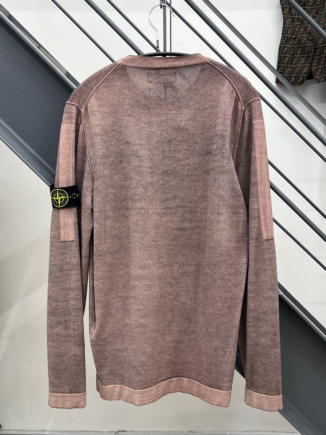 스톤아일랜드 와펜 에어브러쉬 울 니트 상품이미지4