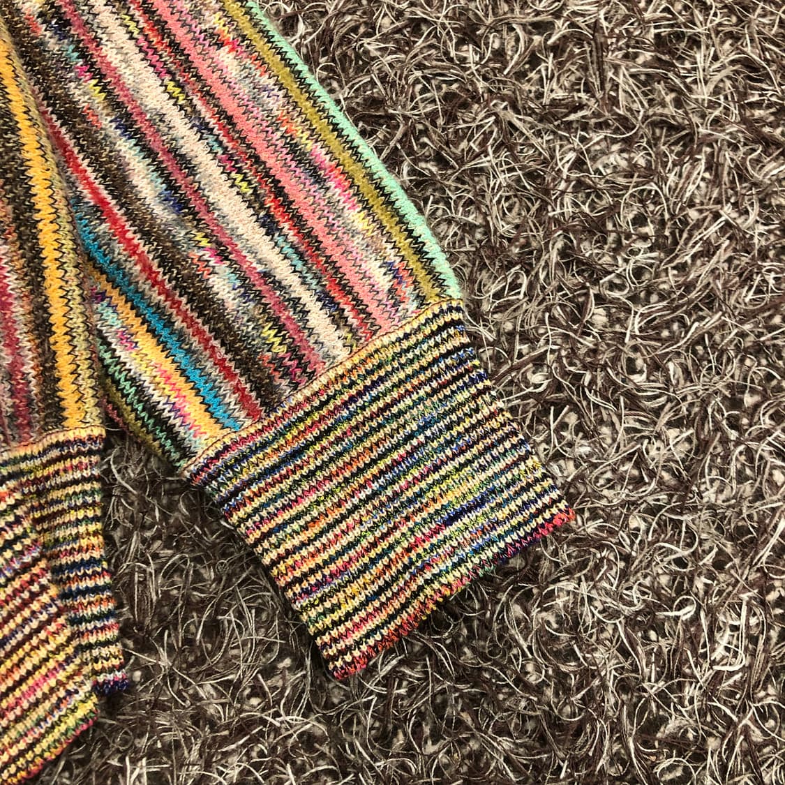 CAPERDONI 싸이키델릭 카라 니트  상품이미지3