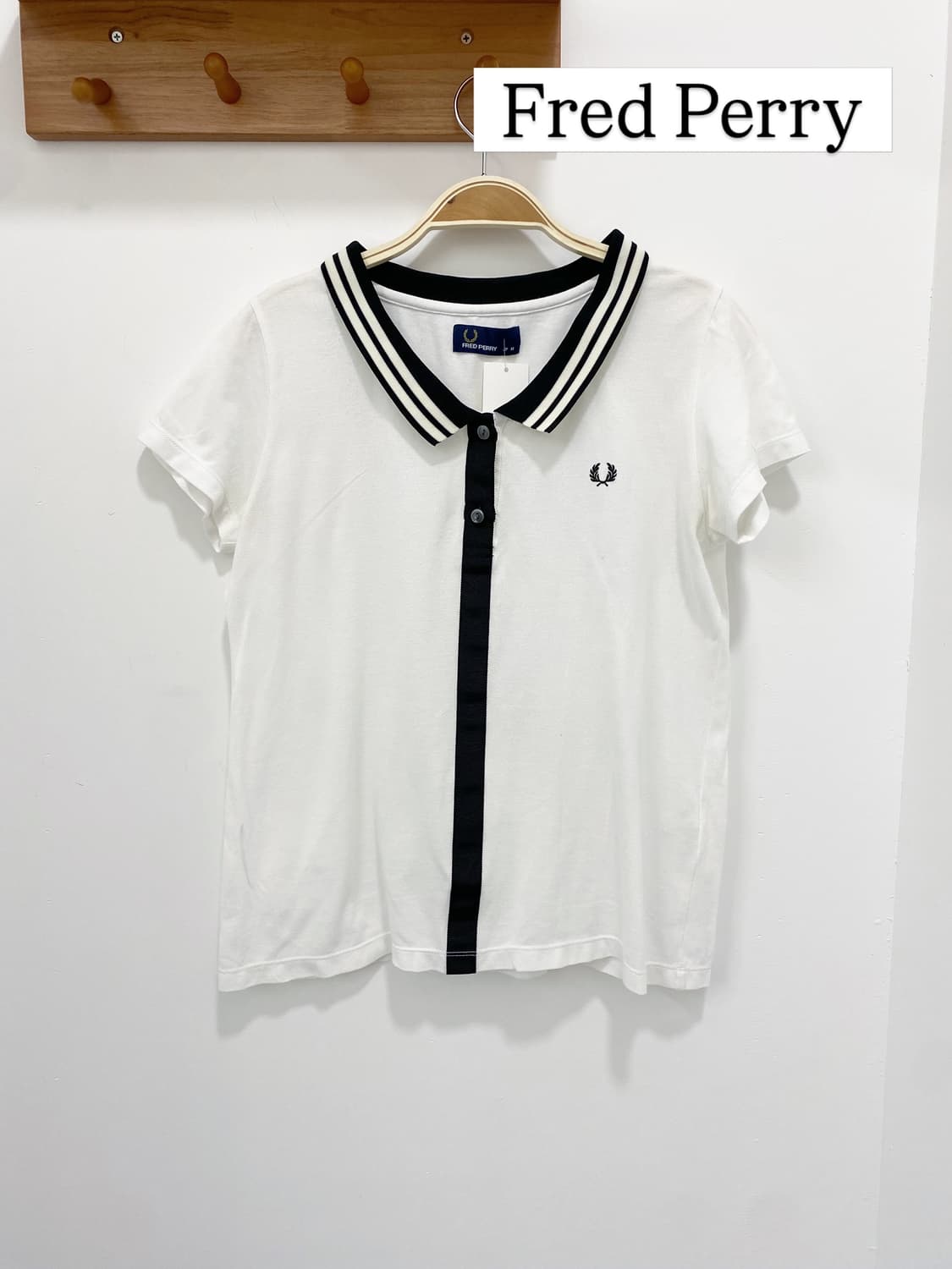 Fred Perry 화이트 PK 상품이미지1