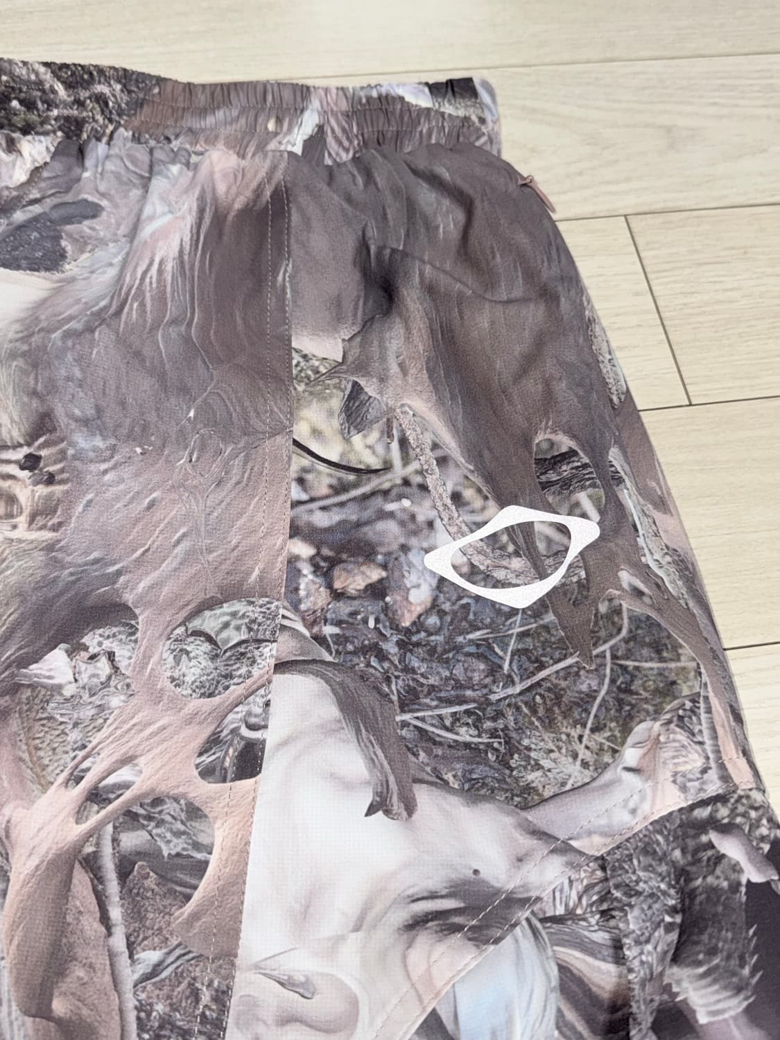 미스치프 익시디드 씬 스커트 상품이미지3