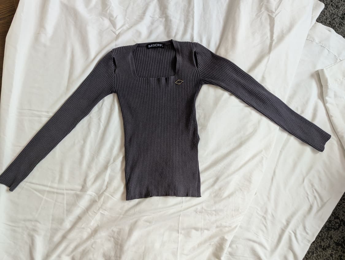 MSCHF 슬릿 사이드 니트 티 상품이미지2