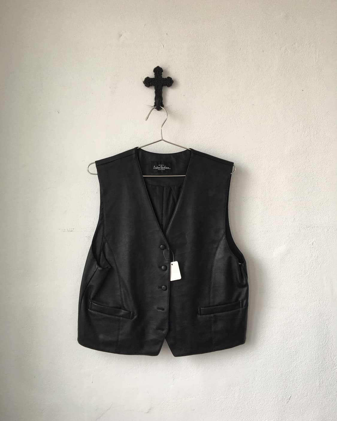 Leather vest 상품이미지2