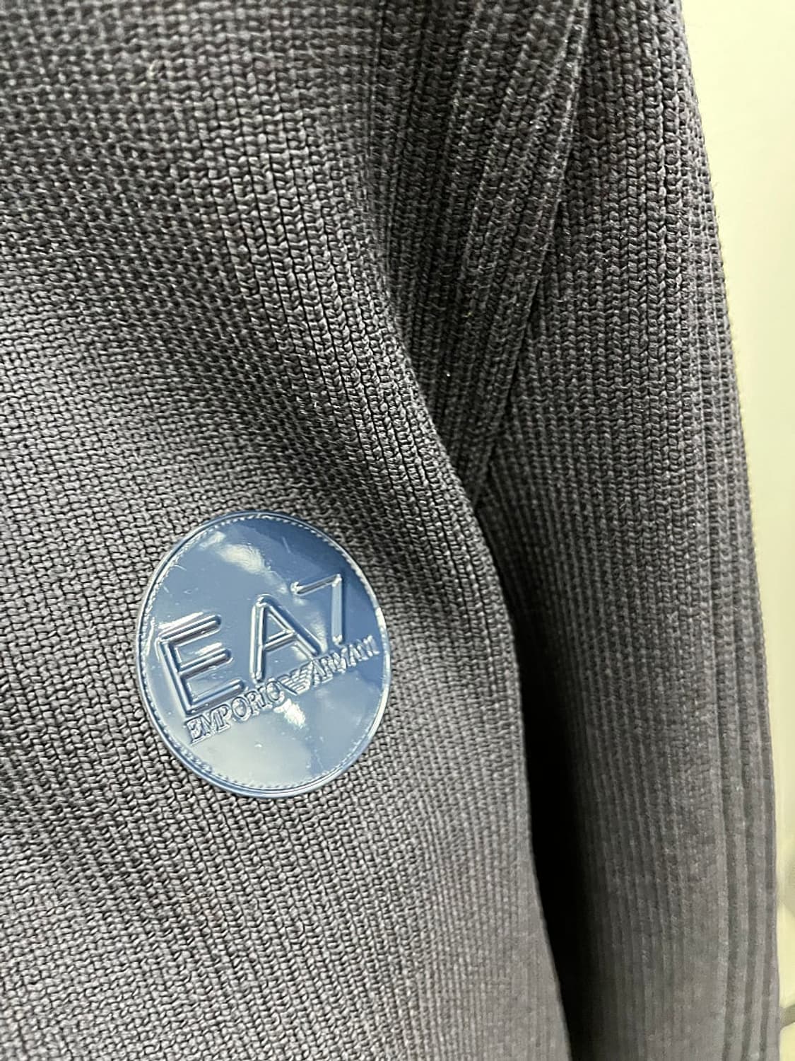 105-110) 엠포리오알마니 니트집업  상품이미지2