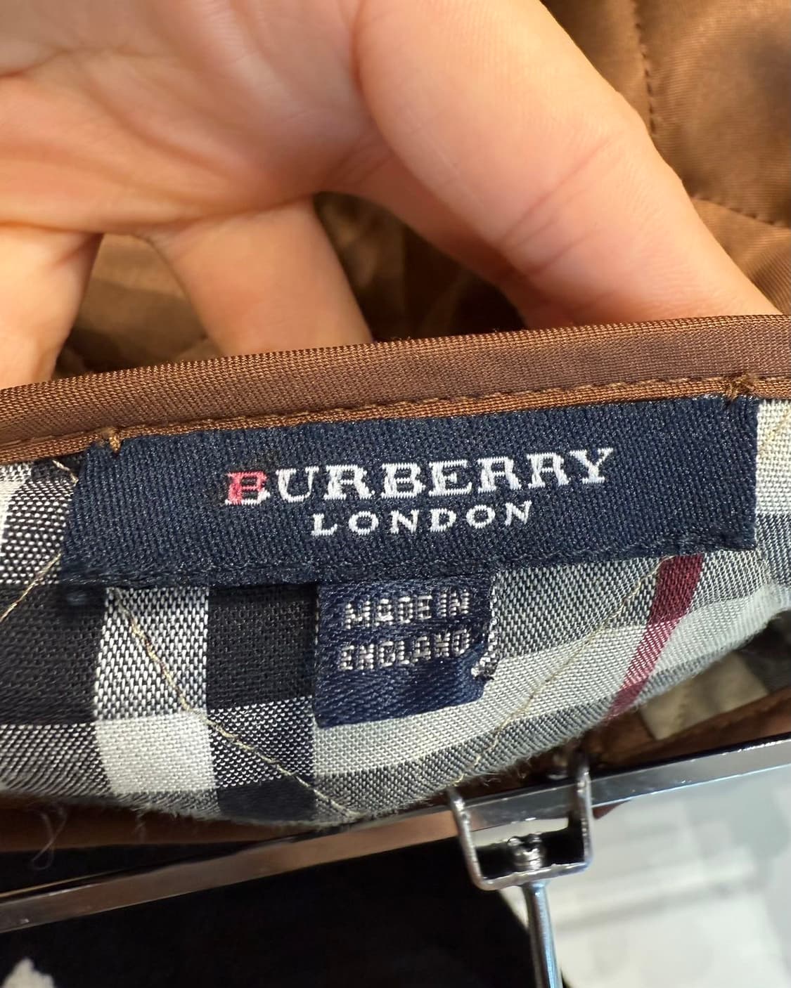 버버리 브라운 퀼팅 미니스커트 상품이미지8