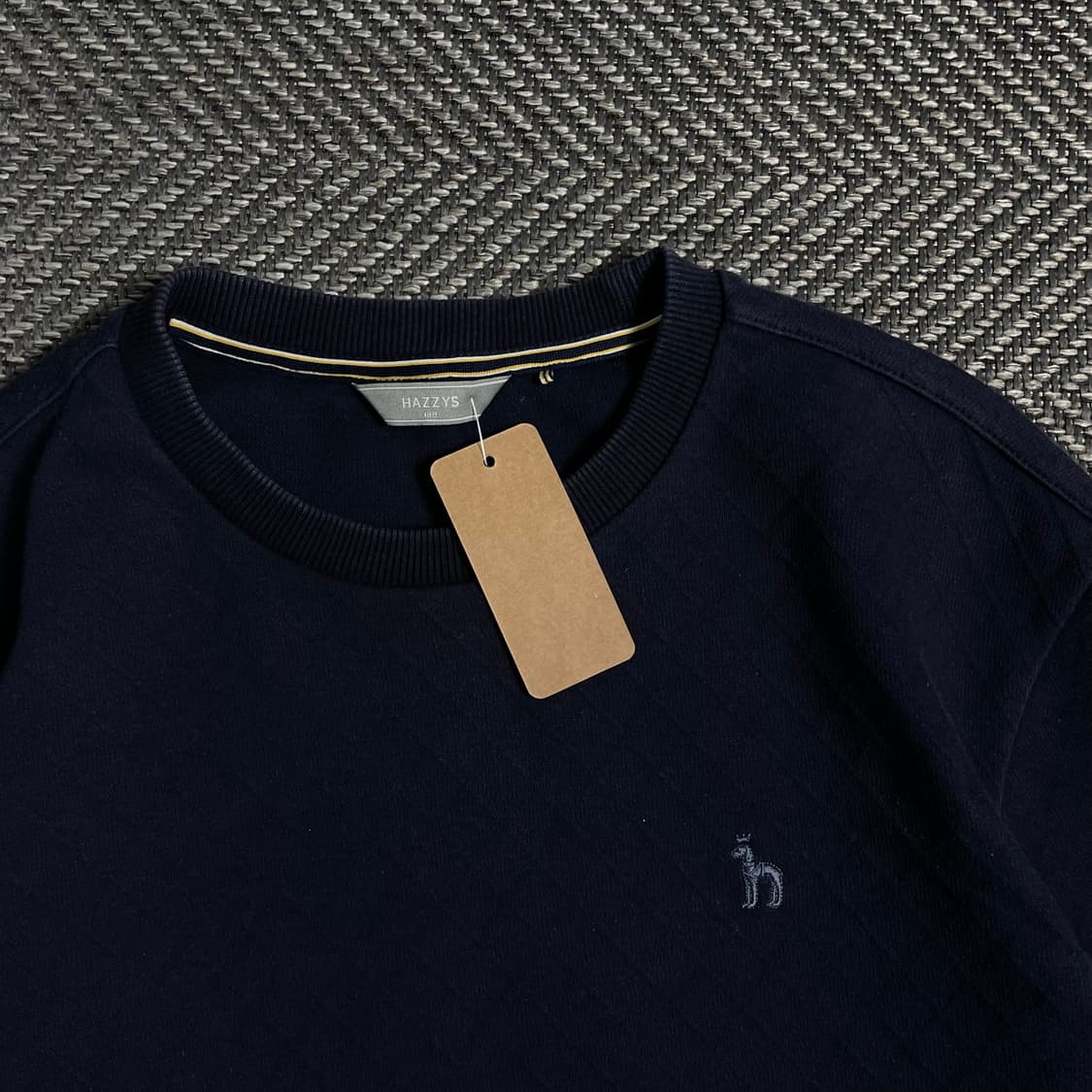 HAZZYS 자수로고 패턴 맨투맨 네이비y 4820 상품이미지5