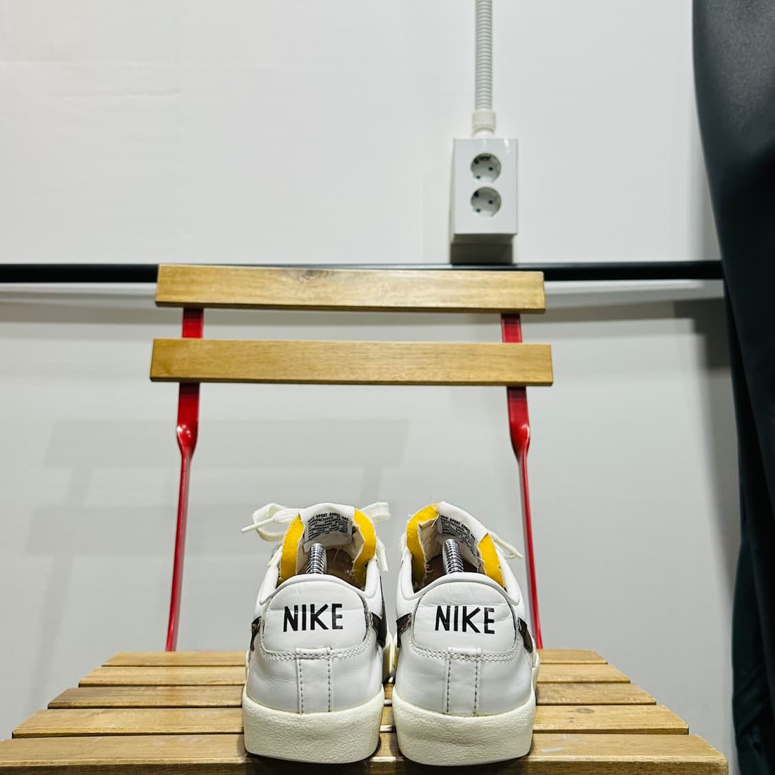 265) 나이키 운동화 남성 남자 신발 블레이저 로우 화이트/블랙 상품이미지4