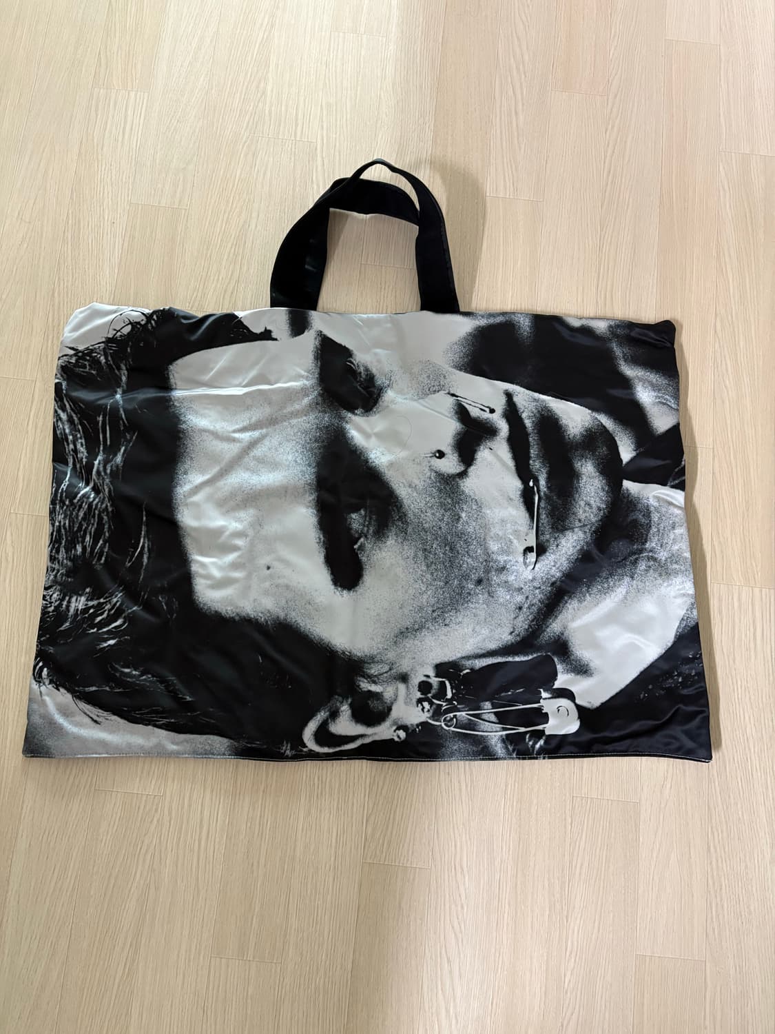 라프시몬스 이스트팩 토트백 상품이미지1