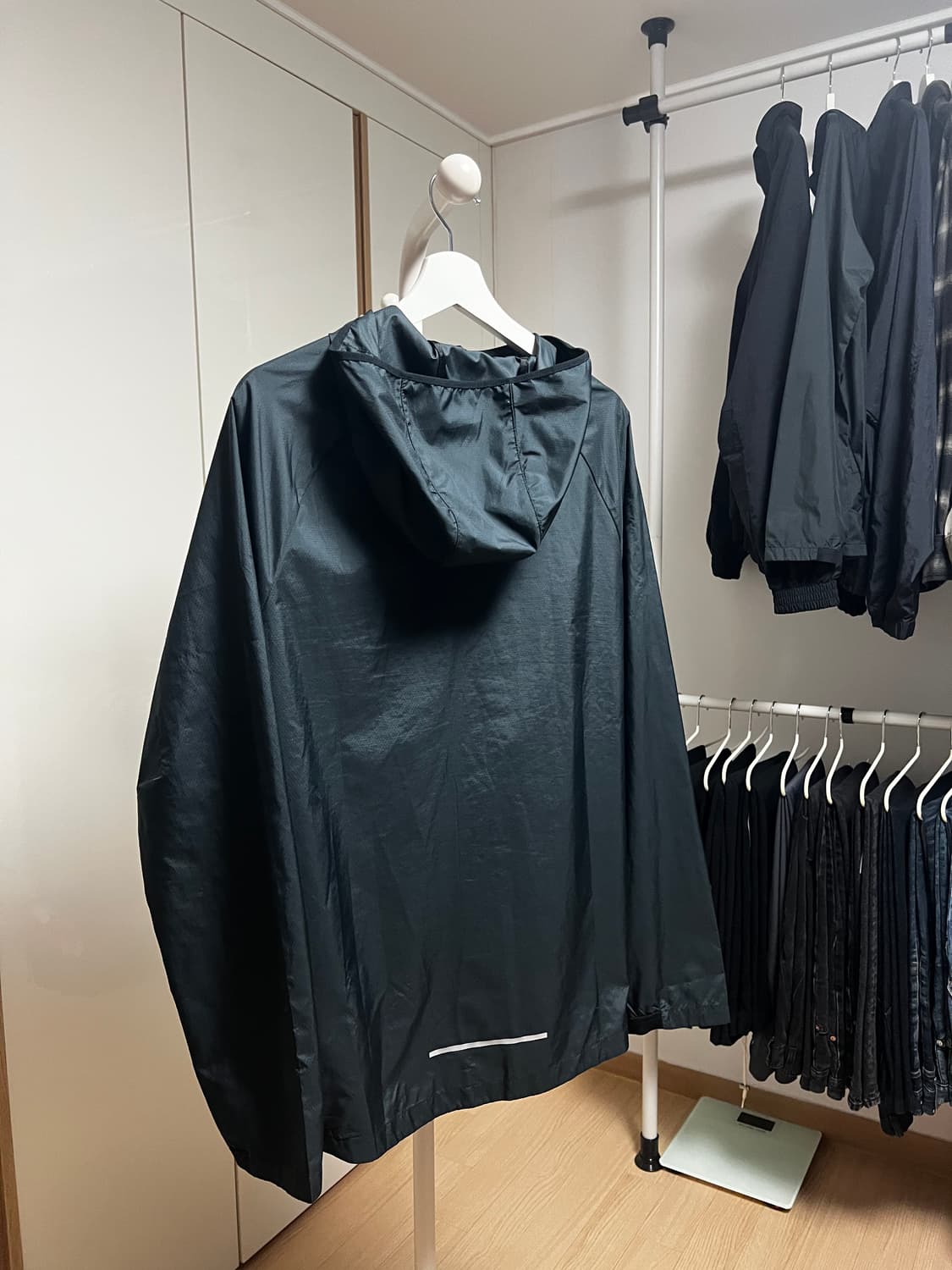 나이키 BV4871-010 드라이핏 러닝 바람막이 상품이미지3