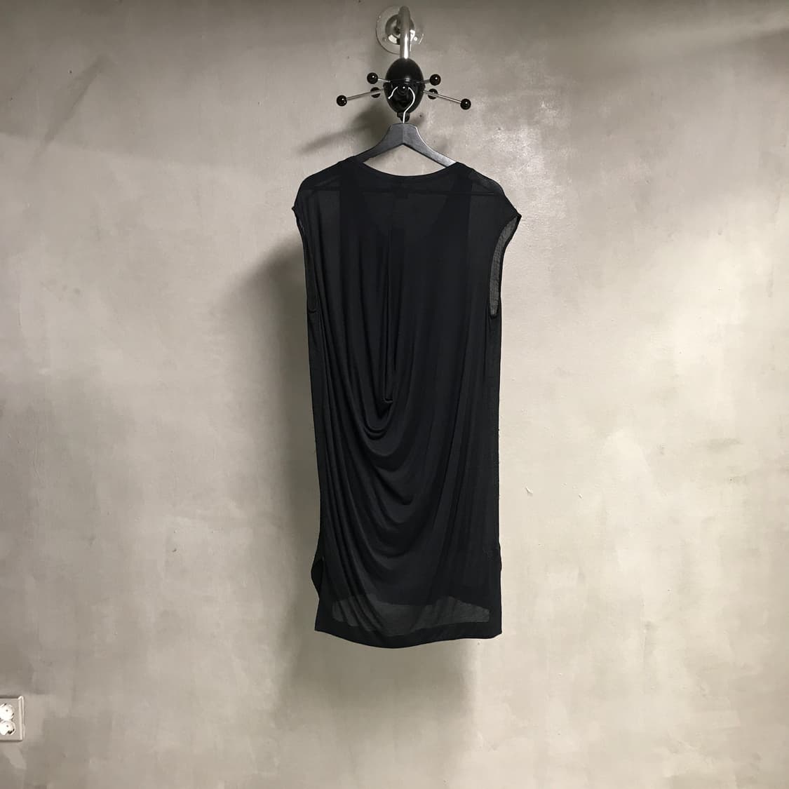 헬무트랭 슬리브리스 원피스 블랙 S 상품이미지7