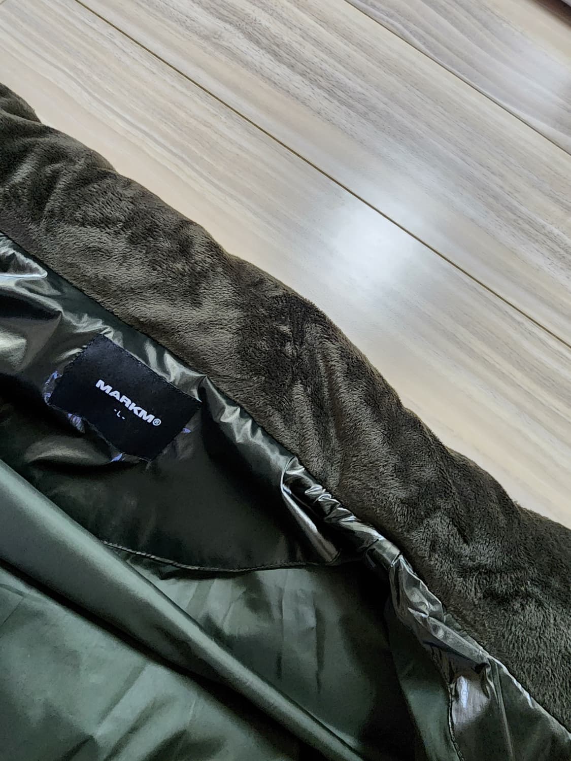 마크엠글로시덕다운패디점퍼다크카키L 상품이미지7