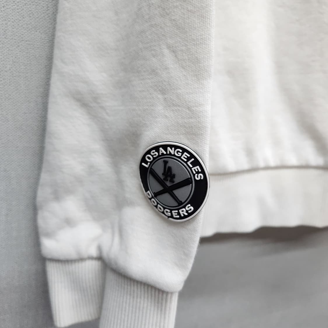 MLB LA다저스 불독 자수 맨투맨 90(M) 상품이미지3