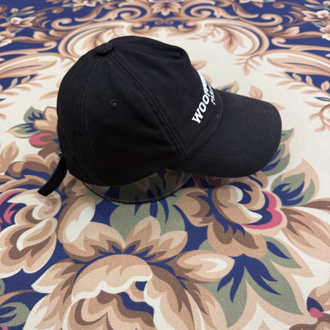 우영미 WOOYOUNGMI 로고 볼캡(블랙) 상품이미지4