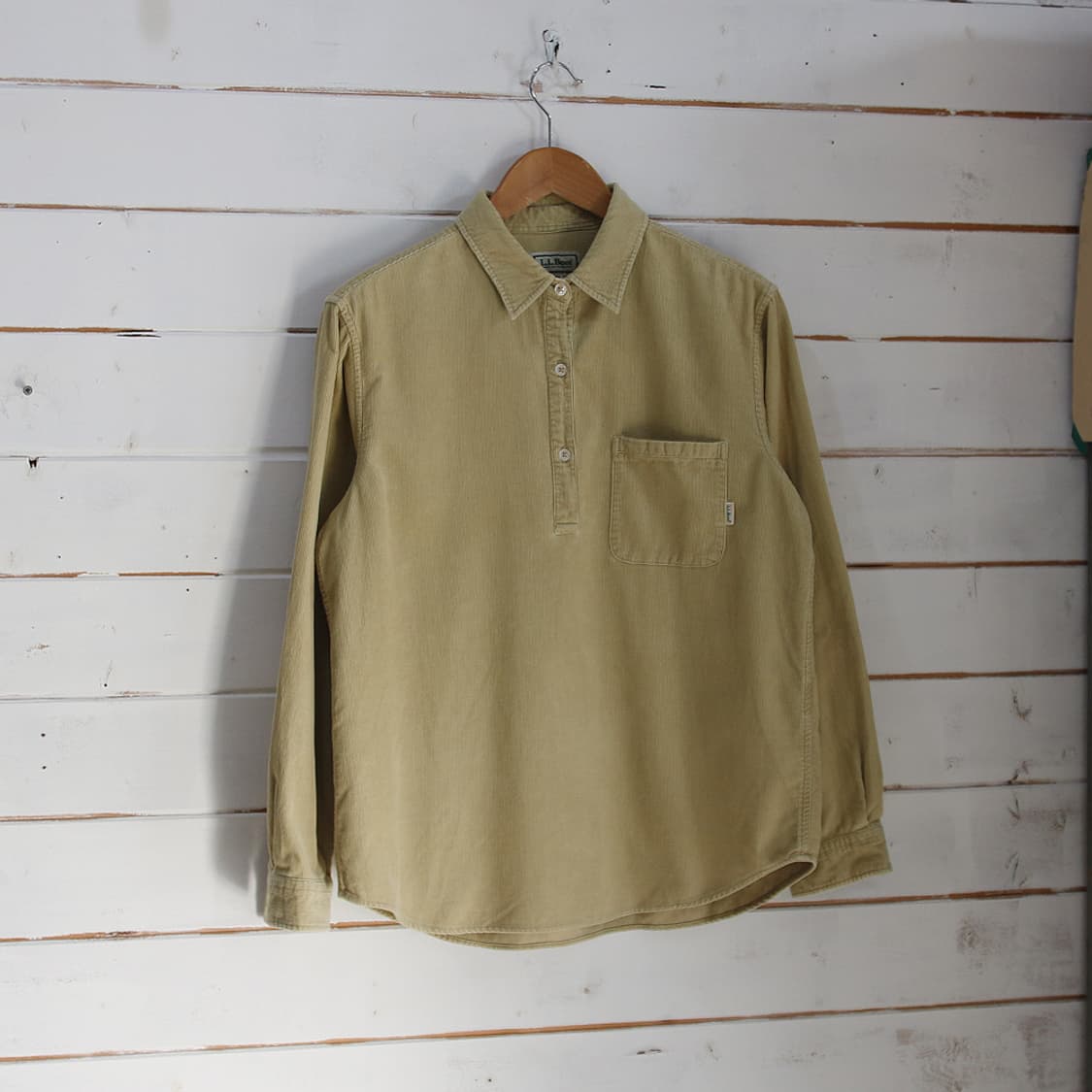 (착용컷) L.L.Bean 코듀로이 하프 오픈 셔츠 (여성용 M) 상품이미지3