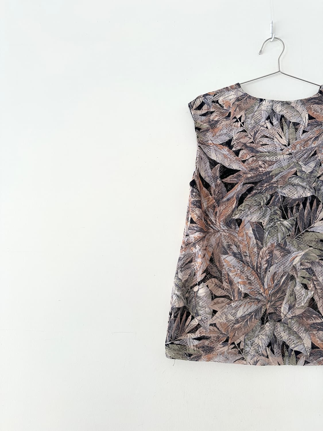 Leaf tide sleeveless 상품이미지2
