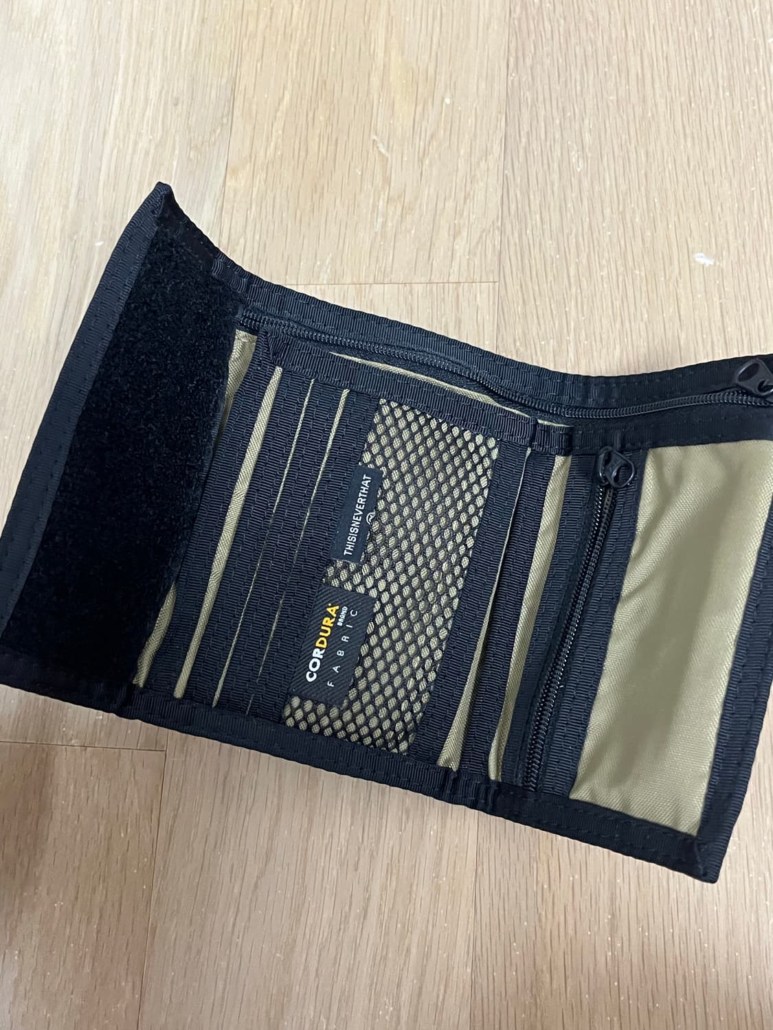 디스이즈네버댓 카드 지갑 카키 17fw 상품이미지2