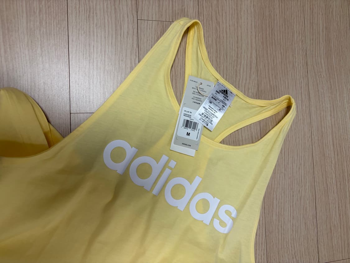 아디다스 헬스 민소매 나시 상품이미지1