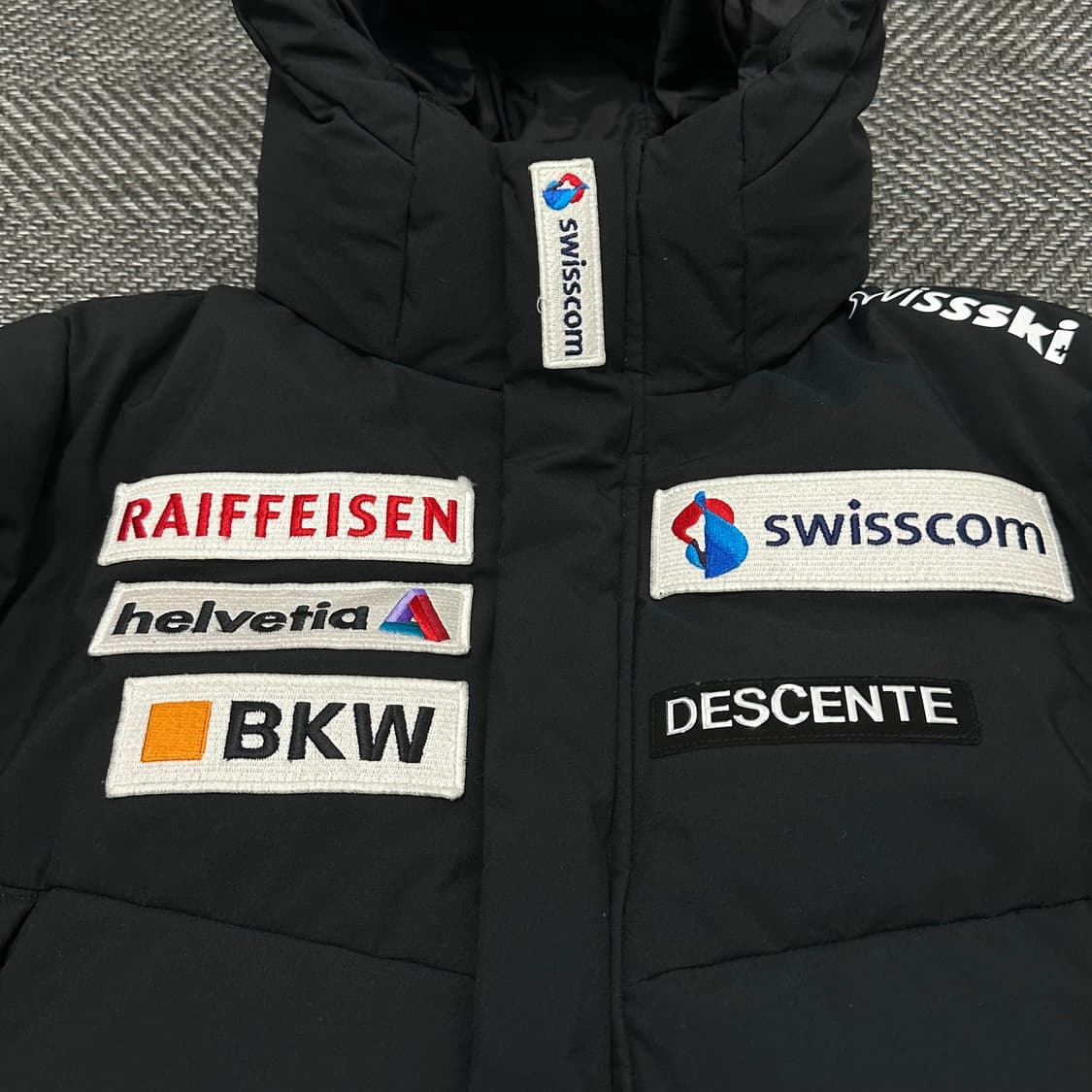 데상트 아우디 덕다운 패딩 (오리털 점퍼) 상품이미지4