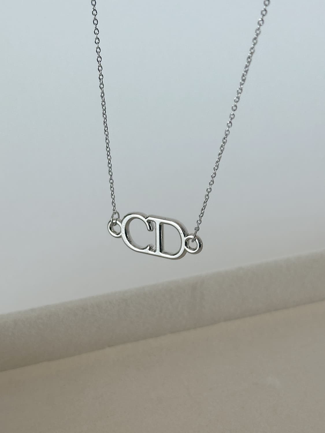 디올 심플 업사이클링 목걸이 상품이미지2