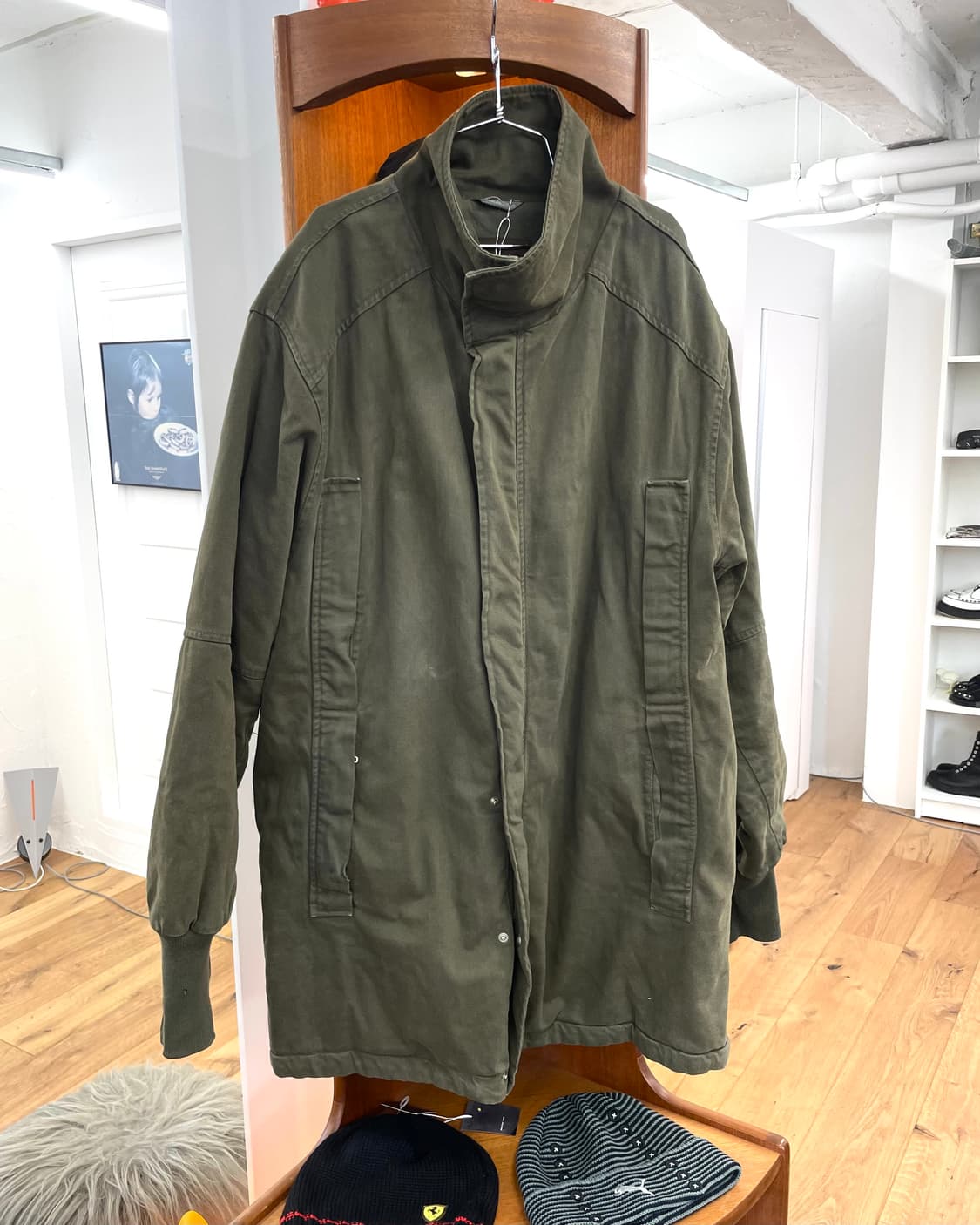 [48] 저스트 카발리 레더 플레어 팬츠 상품이미지10