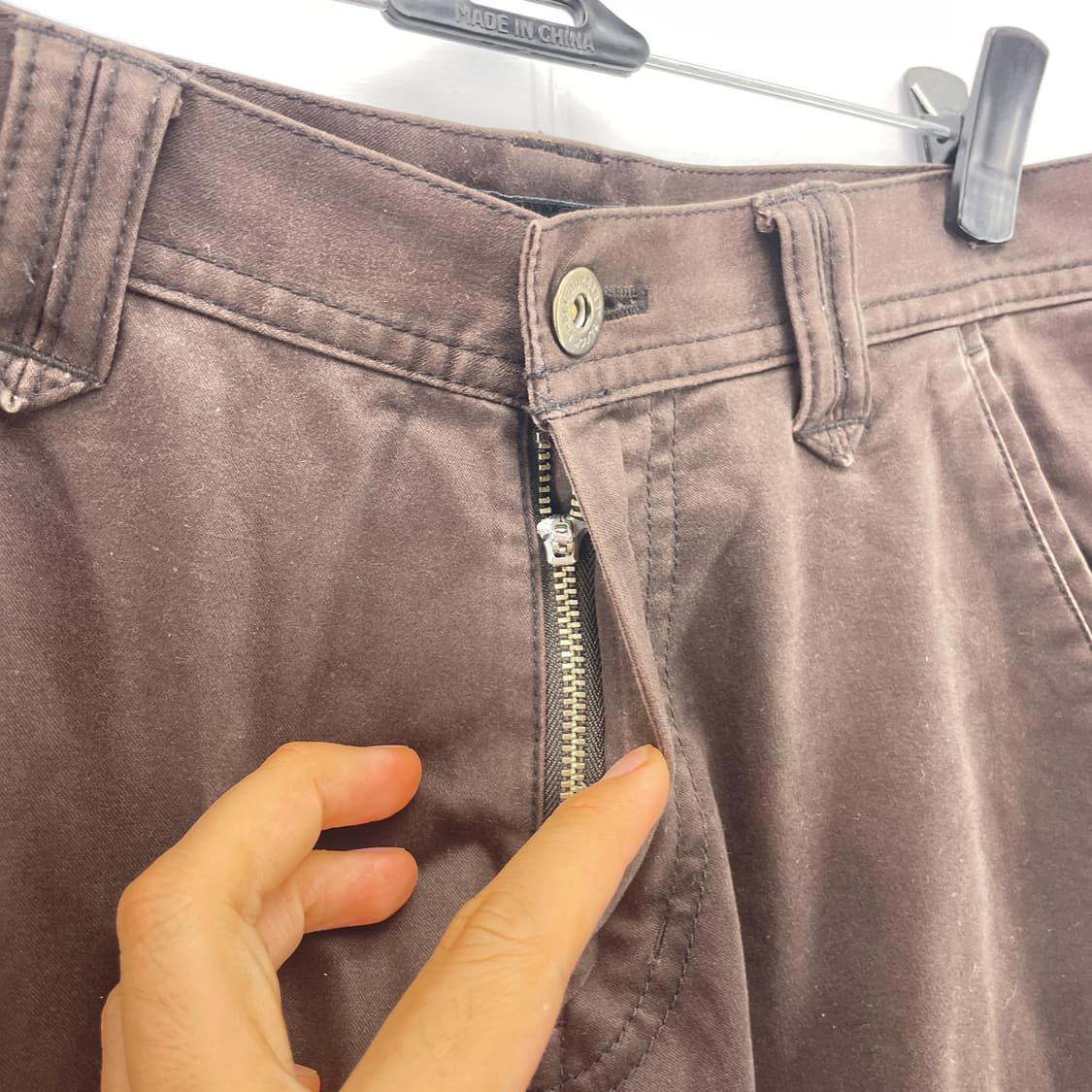 버버리 블랙라벨 브라운 코튼 스트레치 카고 팬츠 (73) 상품이미지4