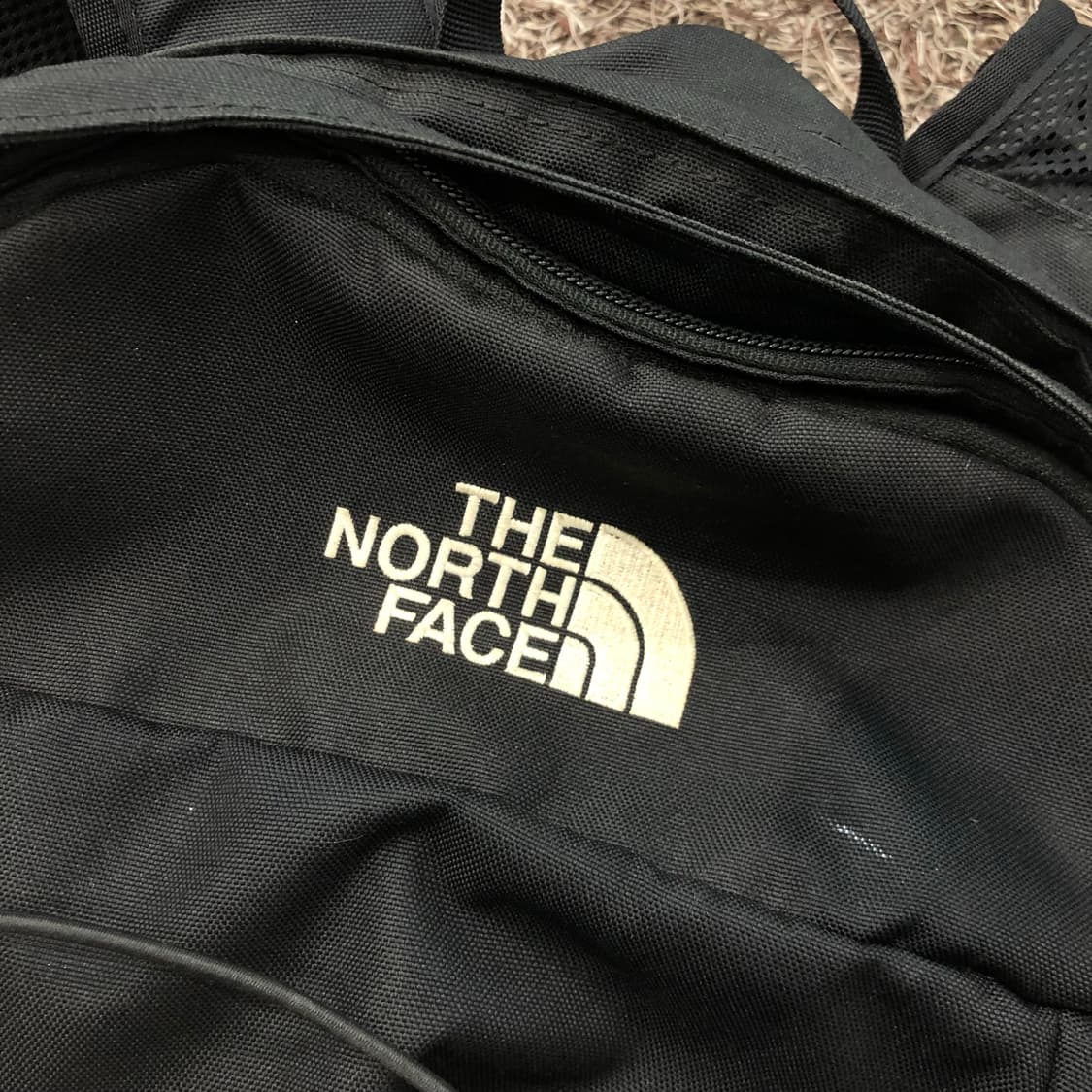 노스페이스 보레알리스 BOREALIS 블랙 백팩 상품이미지2