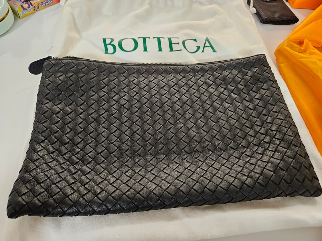 보테가 베네타 클러치백 상품이미지2
