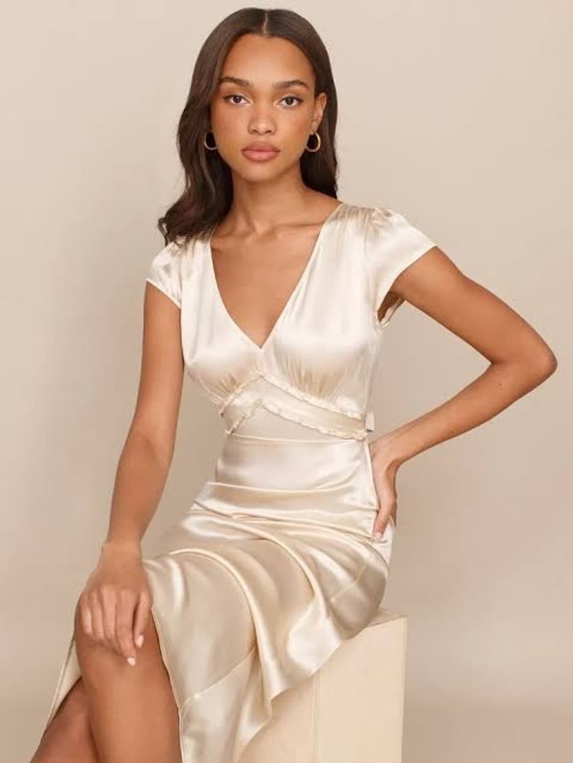 리포메이션 kaye 실크 미디 원피스 상품이미지4