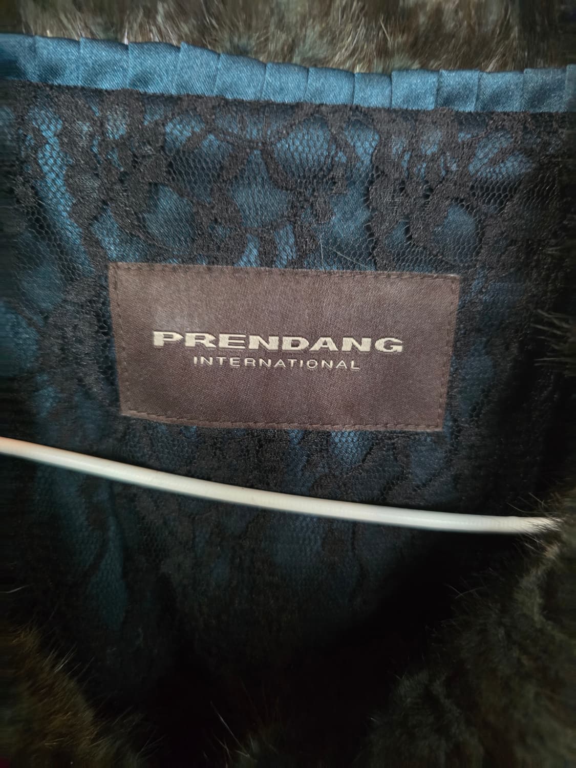 PRENDANG 퍼 베스트 밍크 조끼 리본 장식 상품이미지3