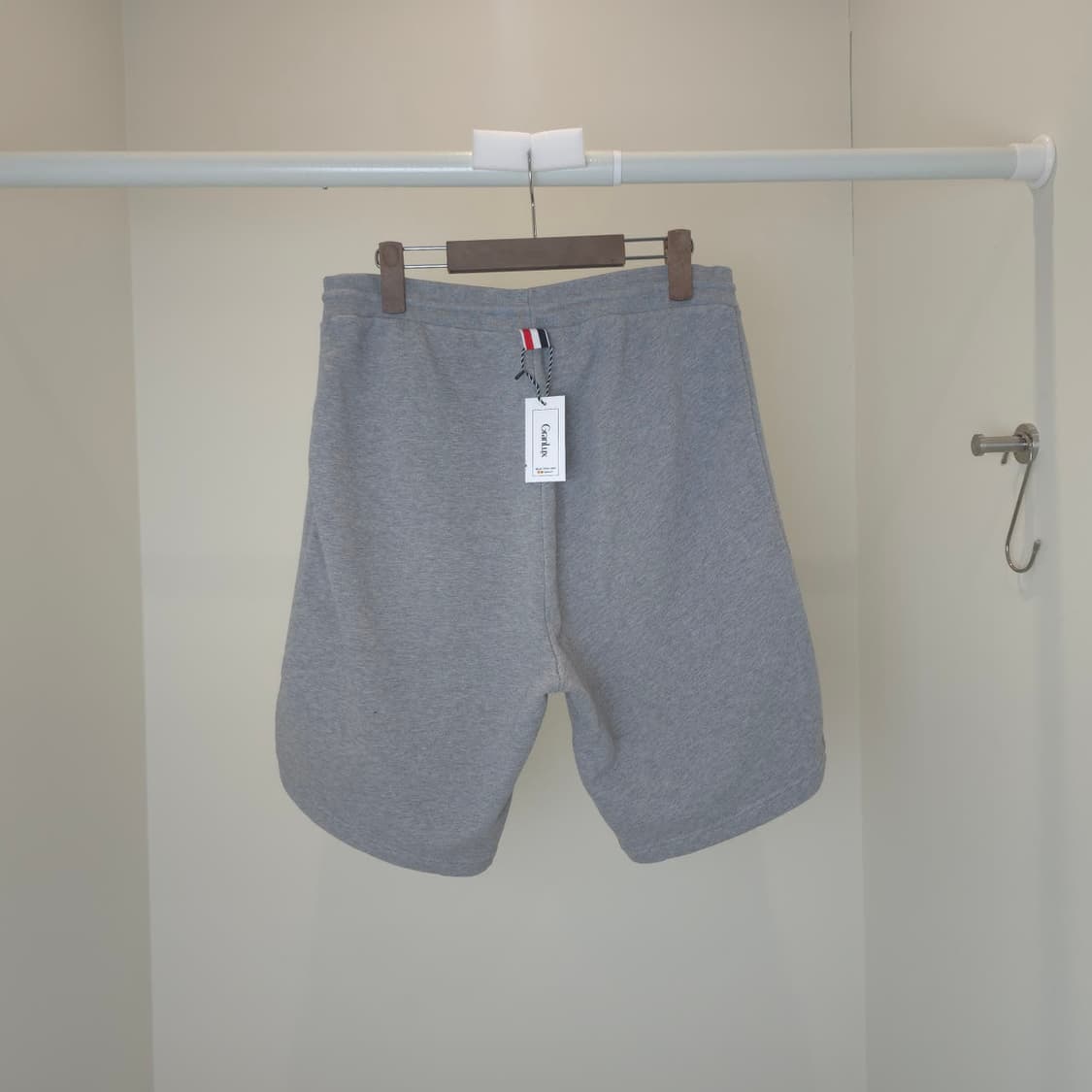 [중고/정품] 톰브라운 반바지 상품이미지2