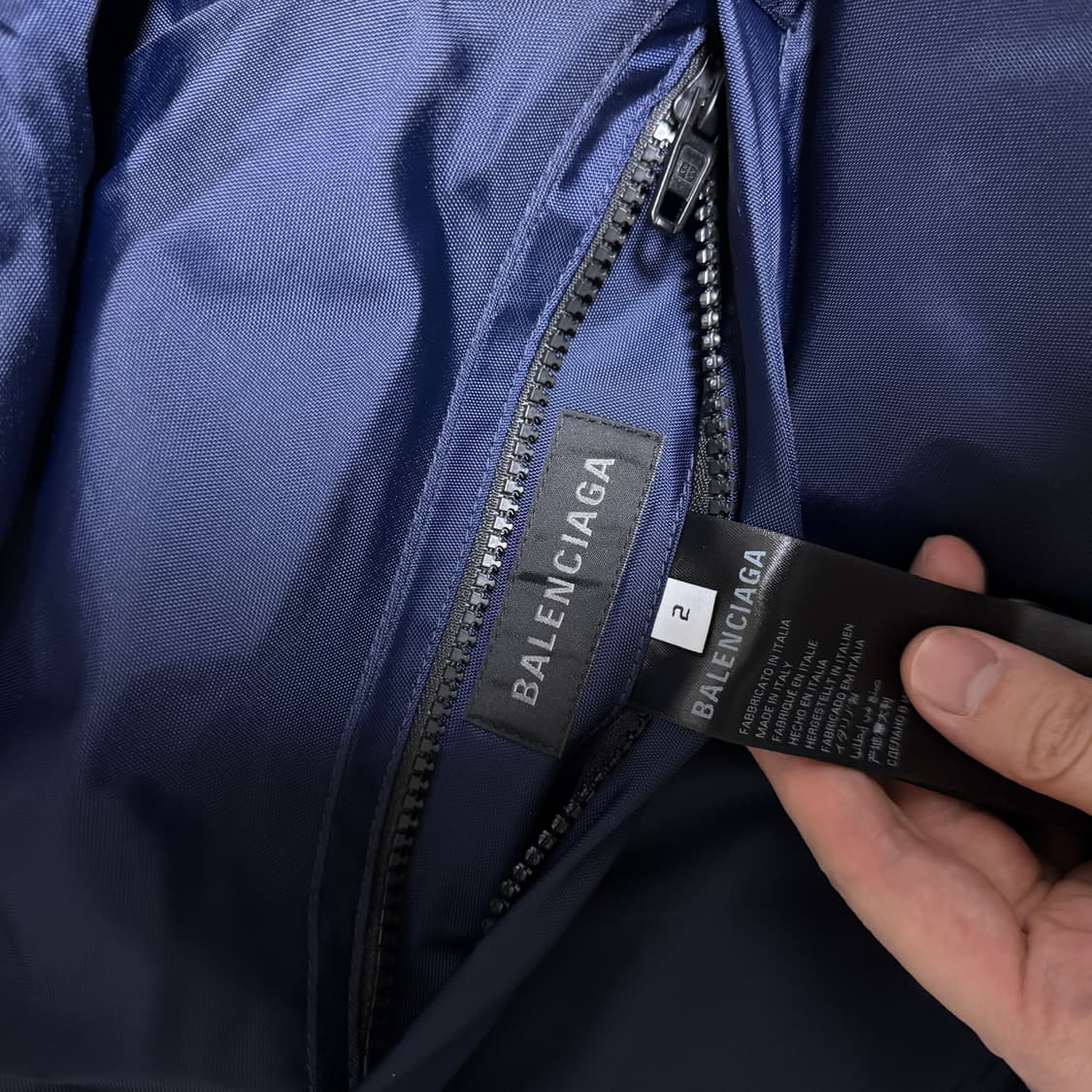 [2]발렌시아가 리버시블 루프 아이콘 패딩 상품이미지7