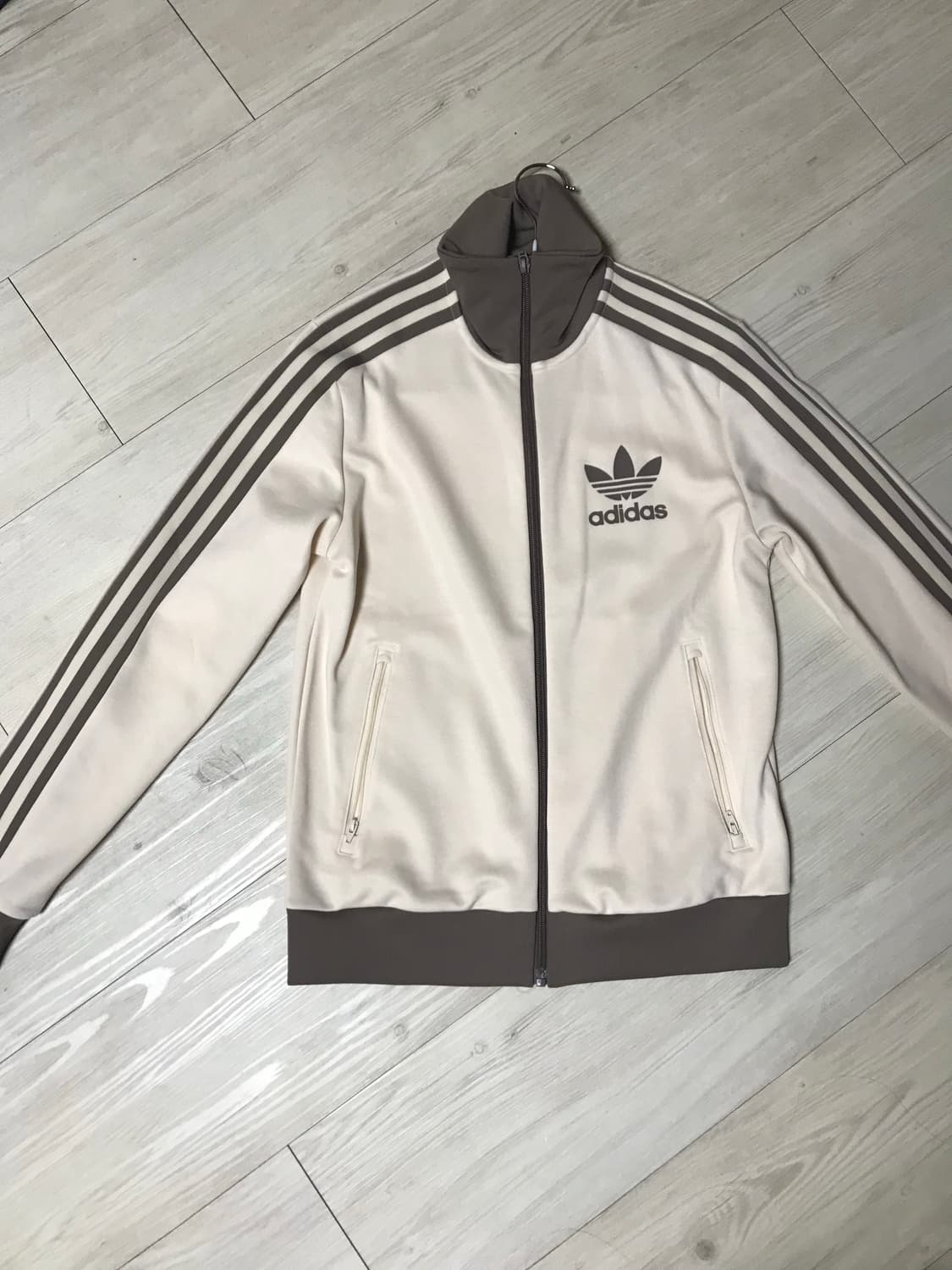 아디다스 베켄바우어 트랙탑 원더 화이트 트레이스 브라운 상품이미지2