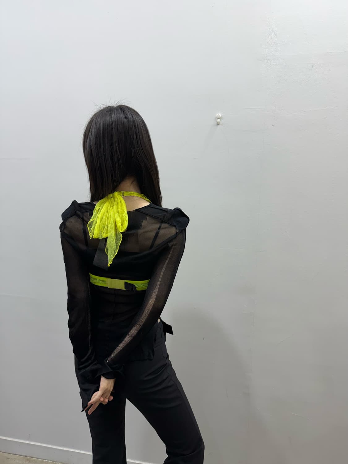 언더커버 20S/S 레디투웨어 매쉬 프릴 브라 상품이미지3