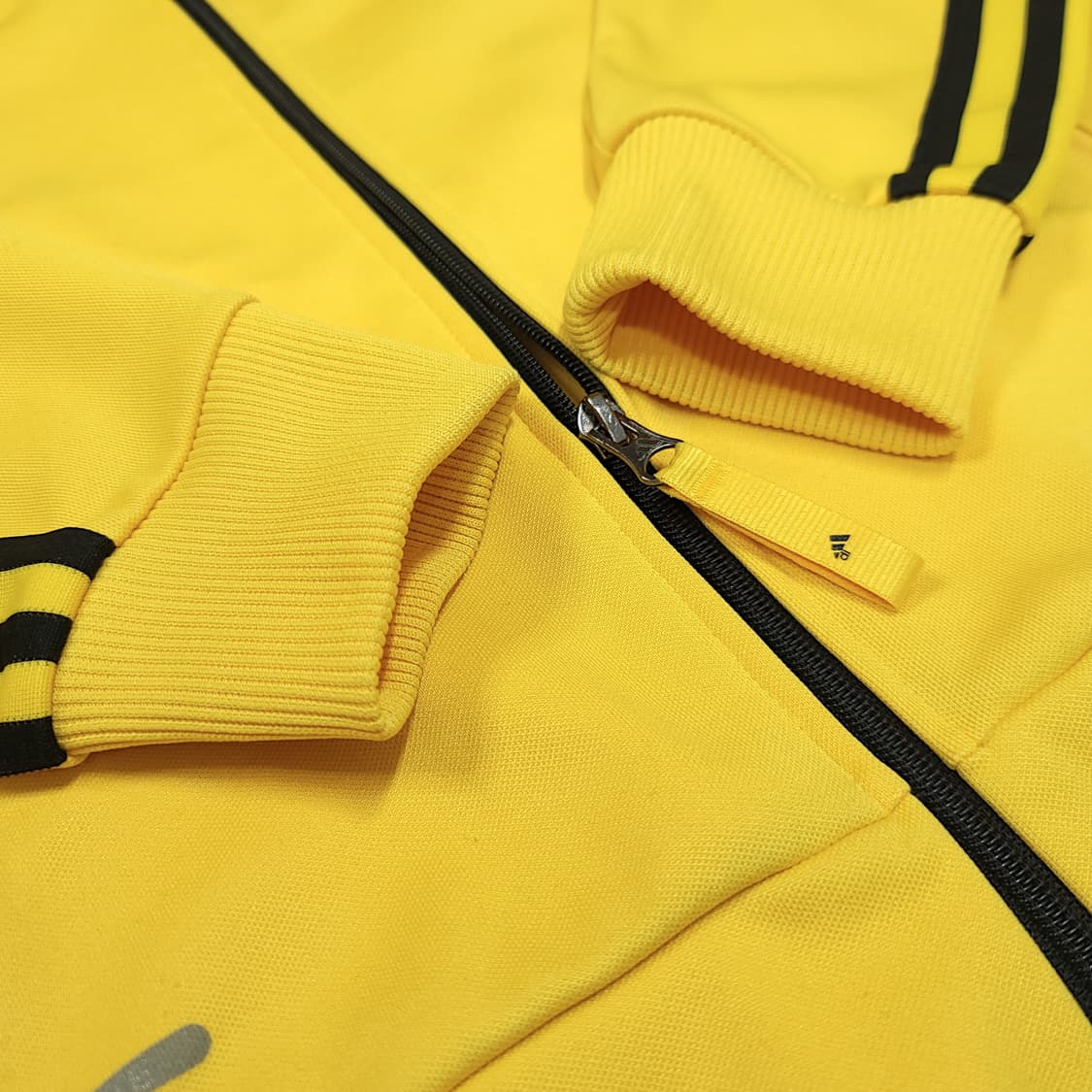 [95] 아디다스 옐로우&블랙라인 퍼포먼스 트레이닝 니트 트랙탑져지 상품이미지6