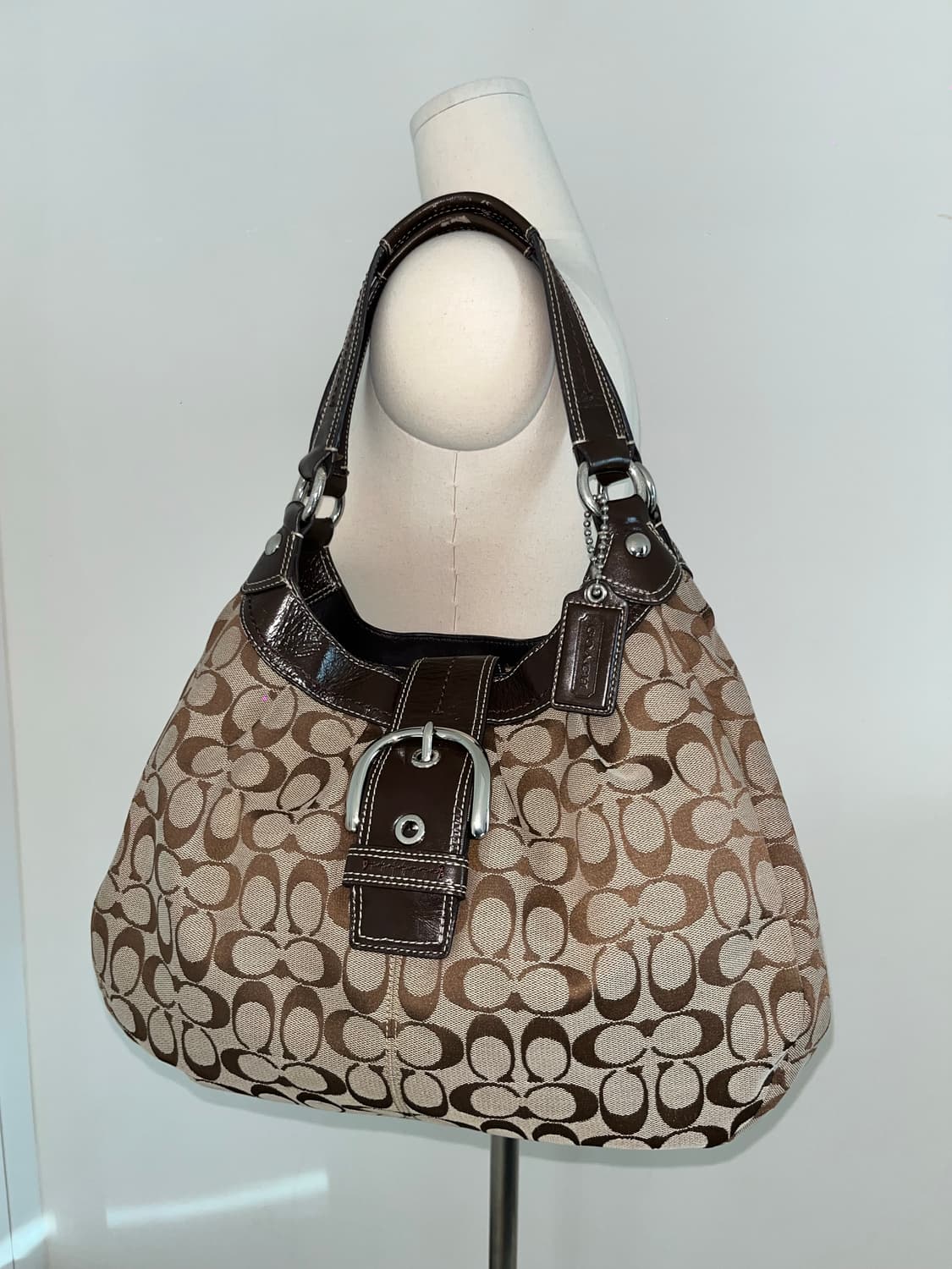 Coach Basic Big Shoulder Bag 상품이미지2