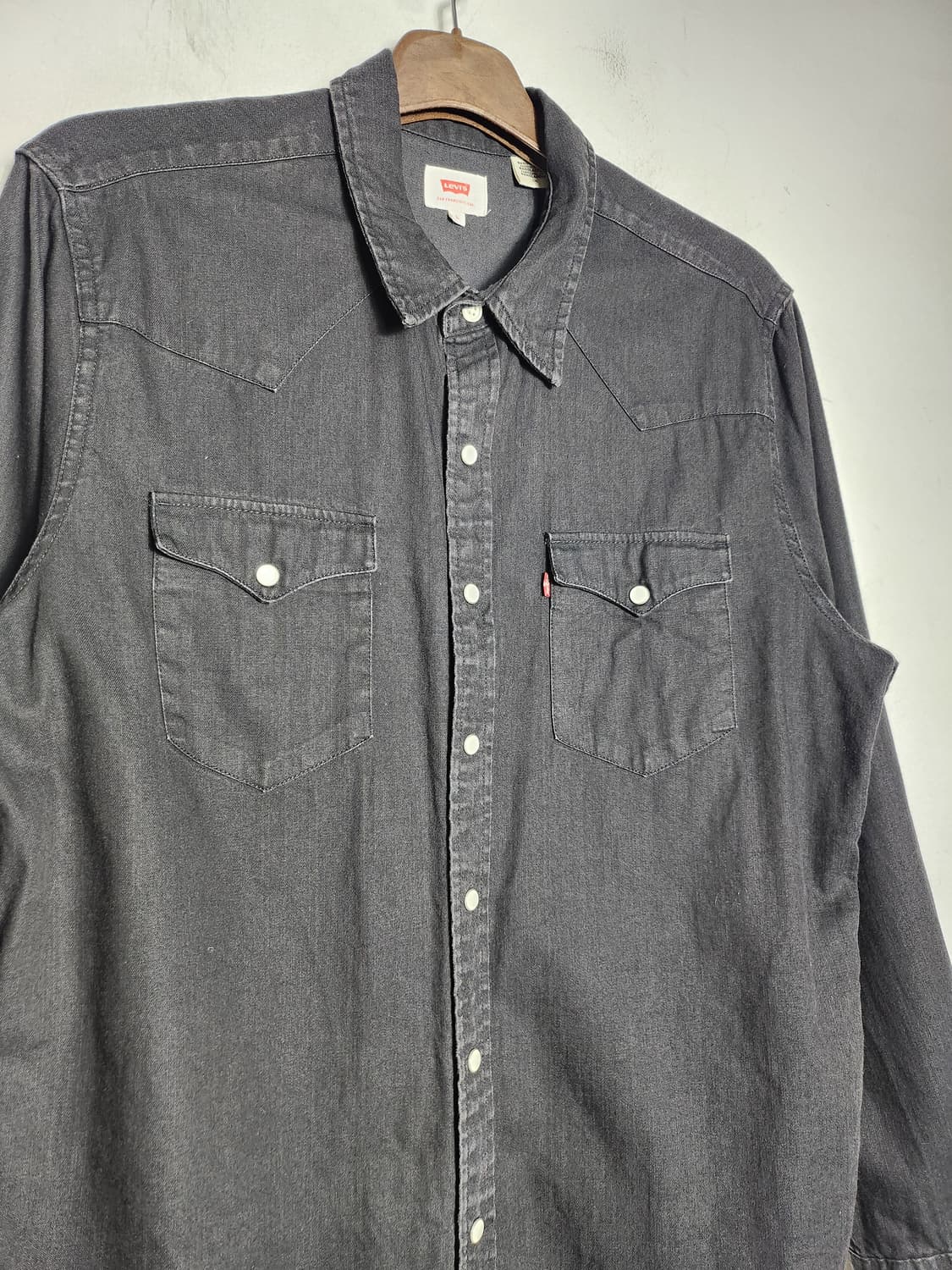리바이스 블랙 데님 웨스턴 셔츠 상품이미지2