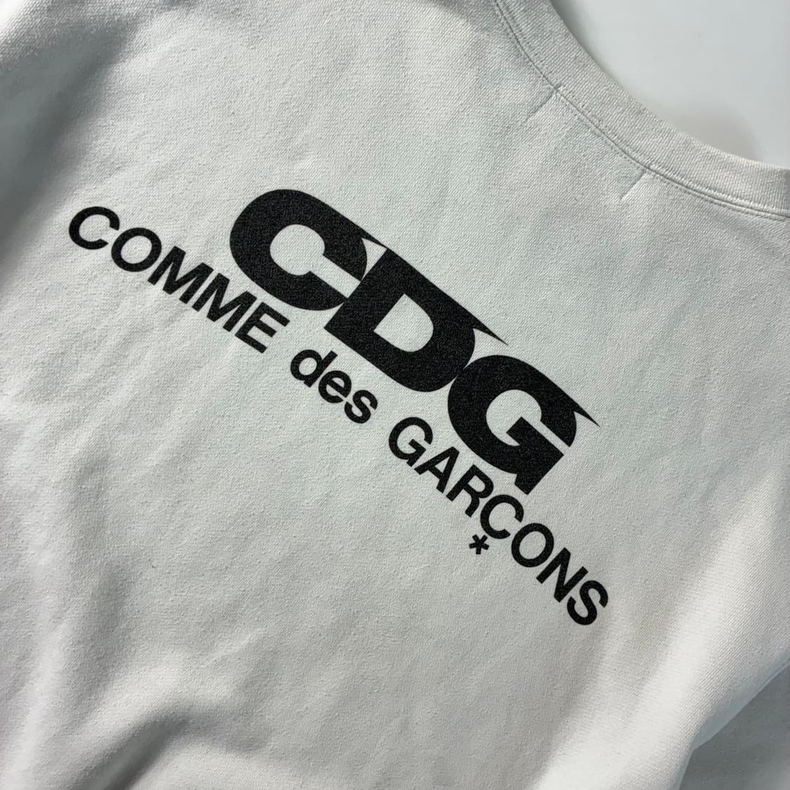 COMME des GARCONS  꼼데가르송 CDG 스펠아웃 맨투맨 상품이미지5
