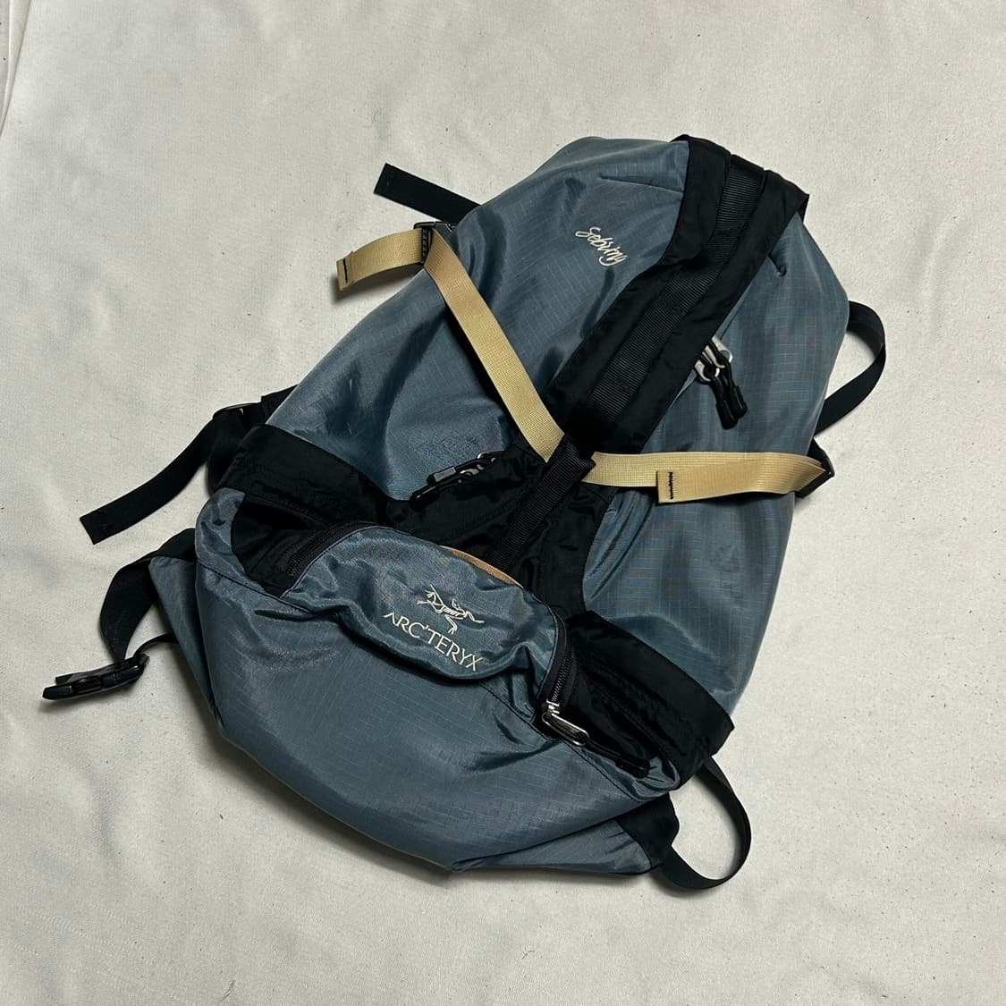 OS 아크테릭스 X 빔즈 세브링 멀티 백팩 상품이미지1