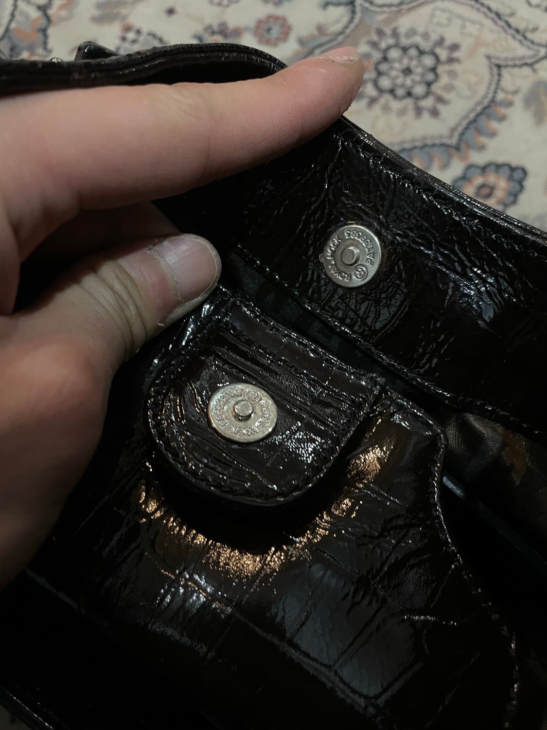 에나멜 레더 백 상품이미지6