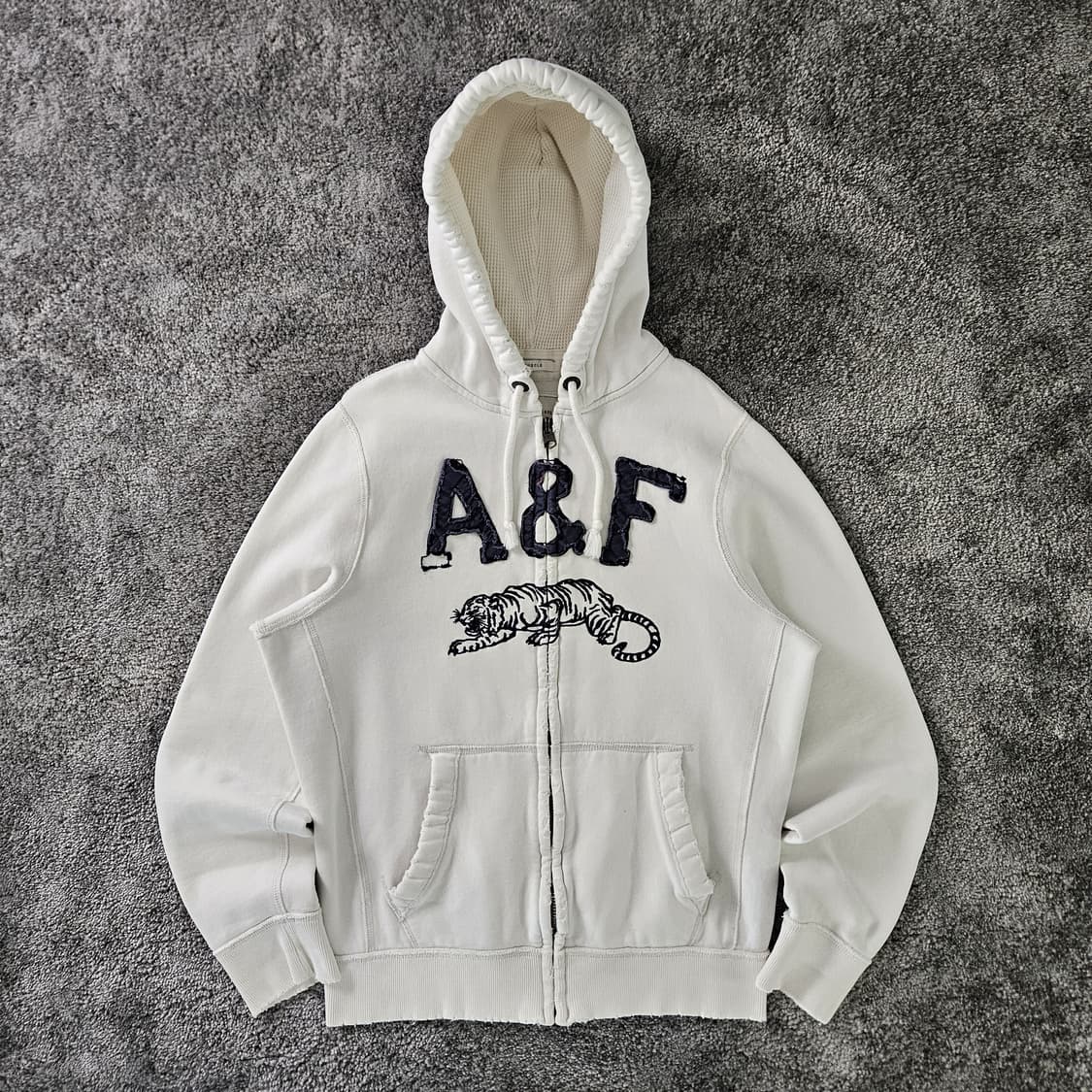 [무료배송] Abercrombie Fitch 타이거 로고 후드 집업 상품이미지1