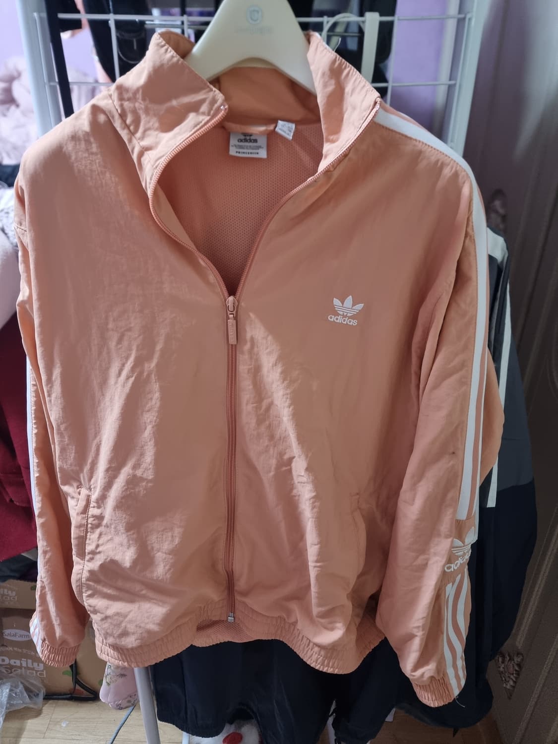 아디다스 락업 자켓 코랄 판매합니다 상품이미지2