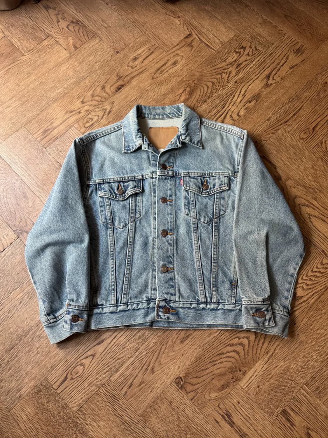 [M]00's 리바이스 USA 빈티지 워싱 3세대 데님 트러커 자켓 상품이미지1