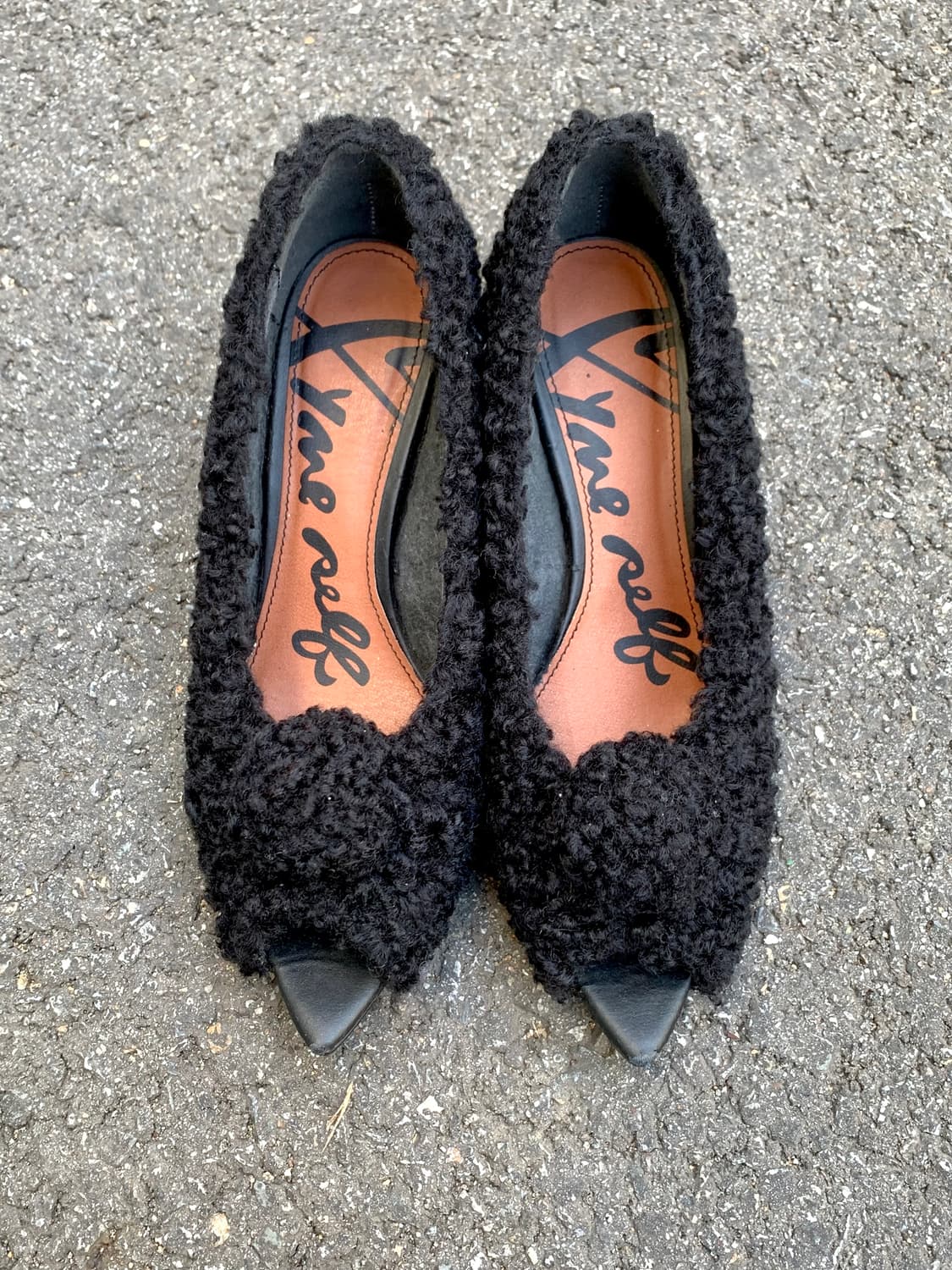 미하라 야스히로 퍼 스니커즈 상품이미지1