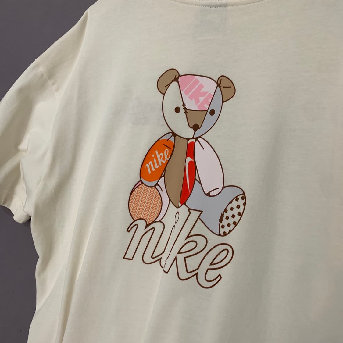 M 나이키 여성 NSW 베어 프린팅 오버핏 반팔티 상품이미지6