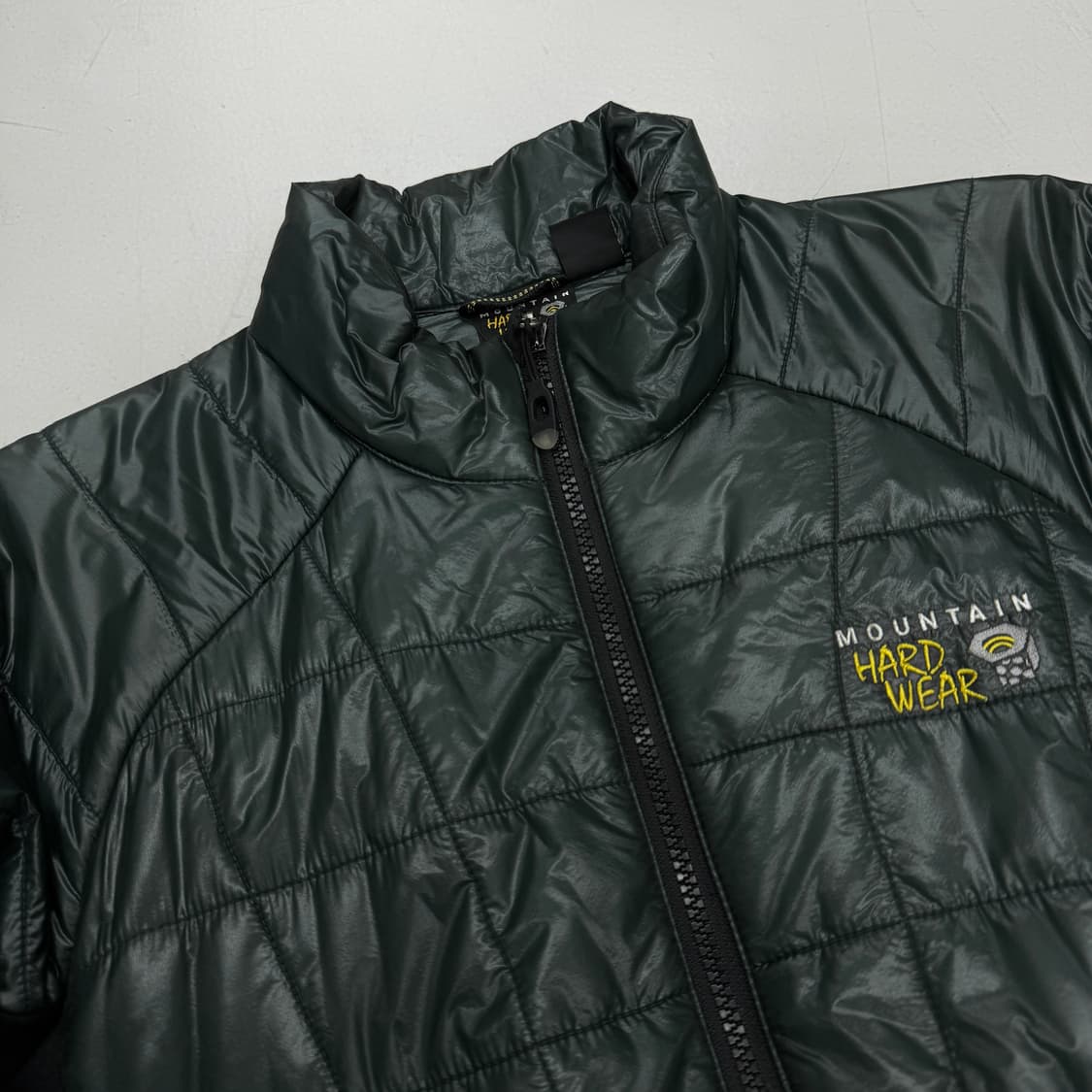 마운틴하드웨어 고프코어 유광 마운틴 경량패딩 자켓 상품이미지3