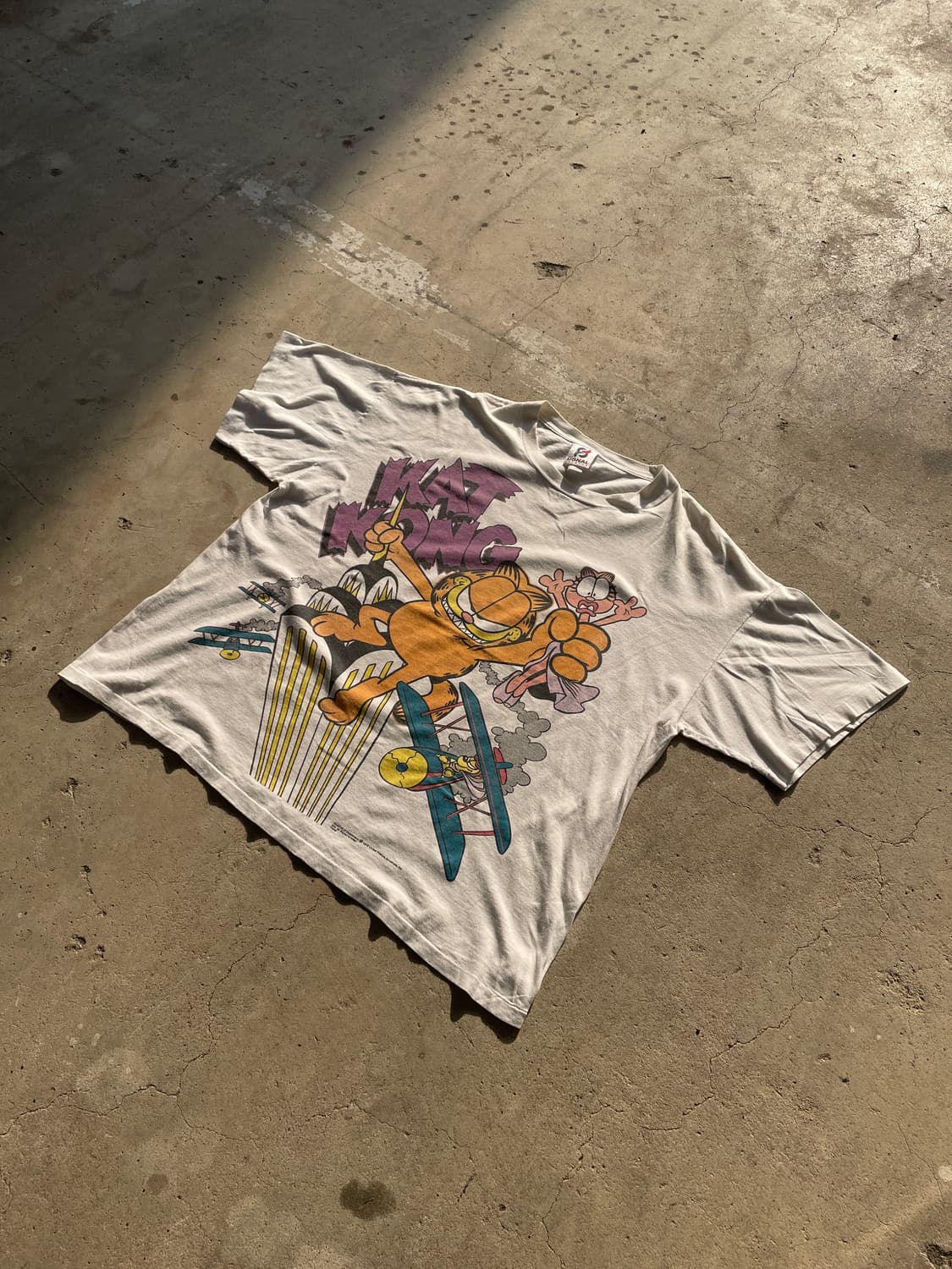 90s Garfield King Kong Parody T-shirt 상품이미지6