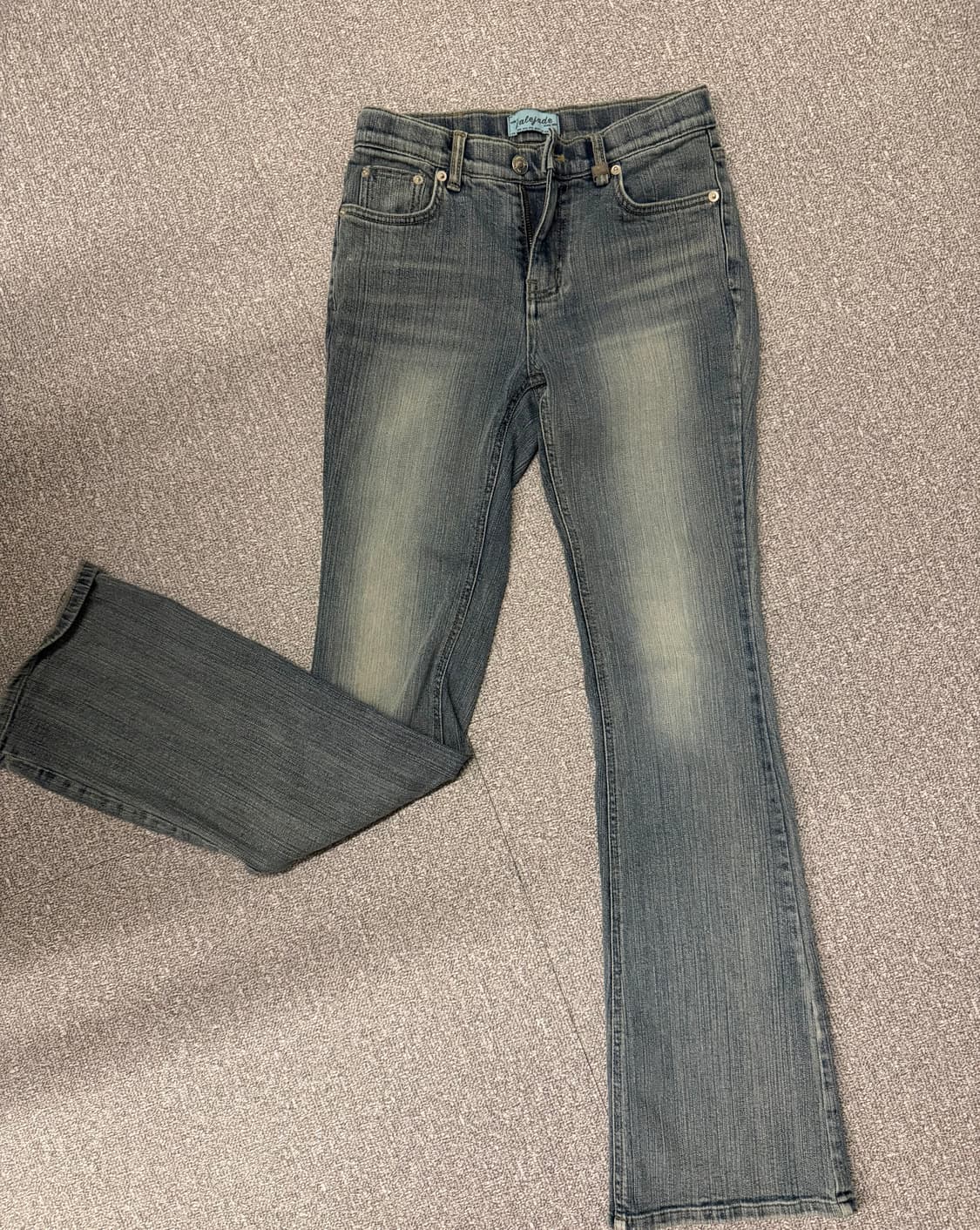 페일제이드 핸드워싱 로우라이즈 부츠컷 청바지 상품이미지1