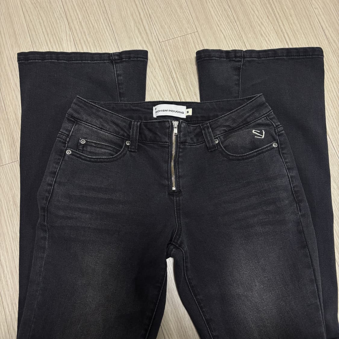 [새상품] 스키즘 인듀싱 빛오 콜라보 부츠컷 팬츠 S/S 상품이미지10