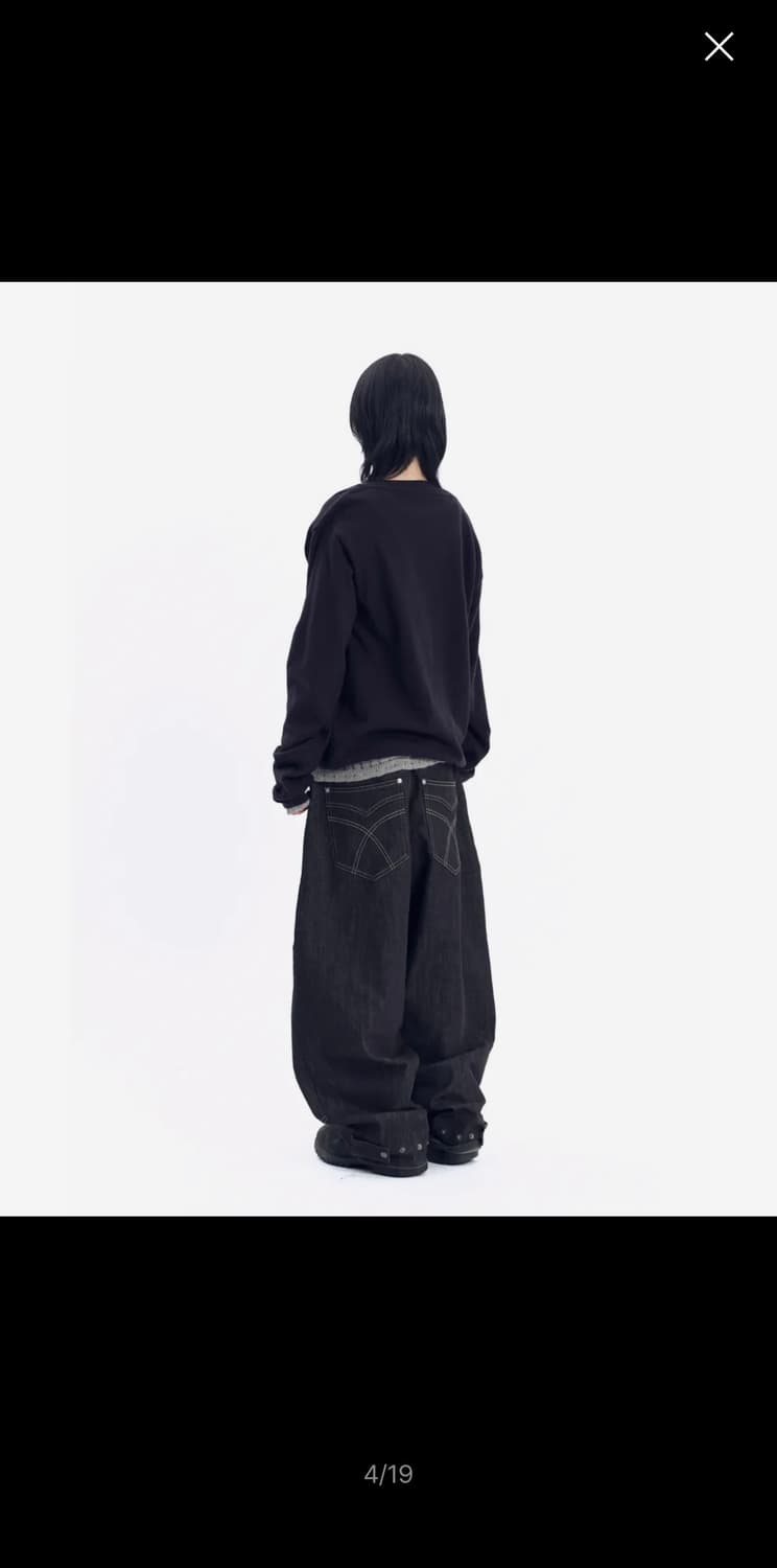 아캄 Layered V-Neck Knit (Black) 상품이미지3