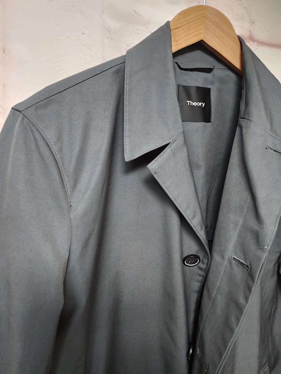 띠어리 남성 코트 상품이미지4